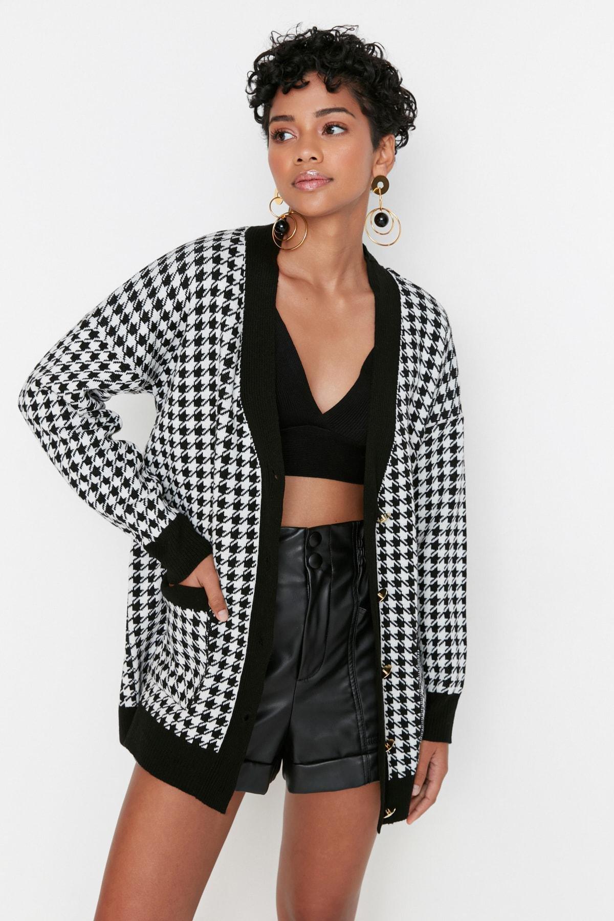 Black V-Neck Cardigan, Black, large image number 2