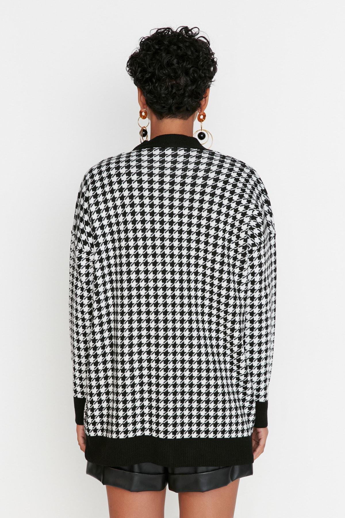 Black V-Neck Cardigan, Black, large image number 4