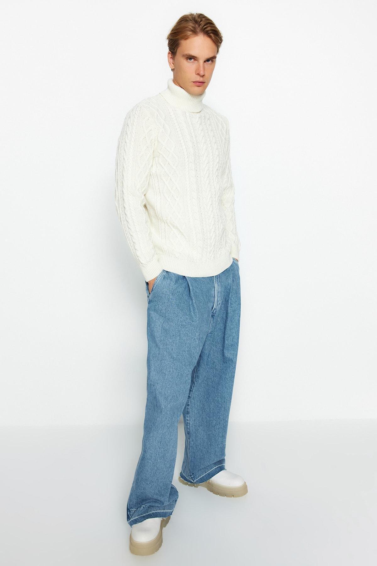 Cream Slim Turtleneck Sweater, , large image number 2