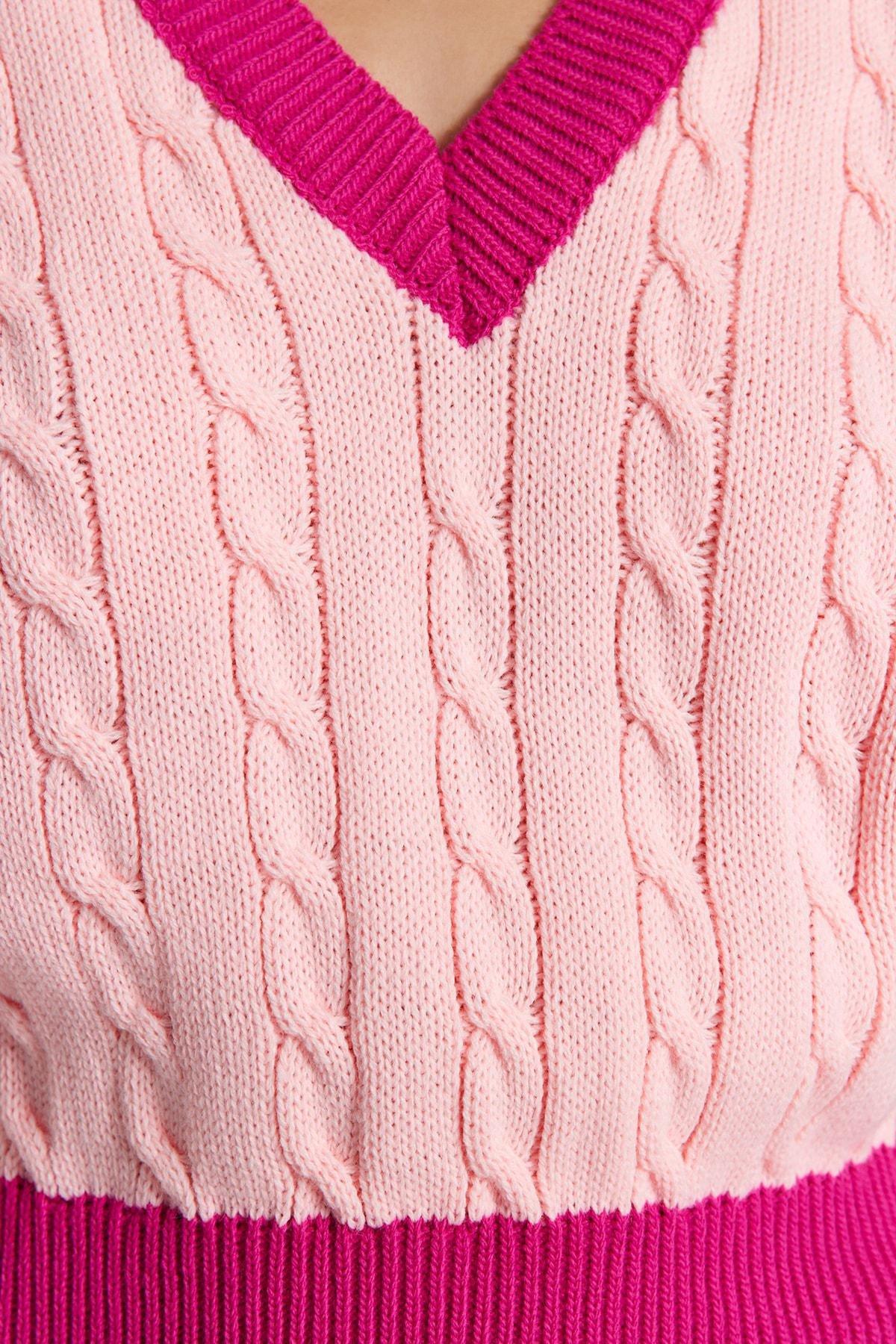 Pink V-Neck Sweater Vest, , large image number 4
