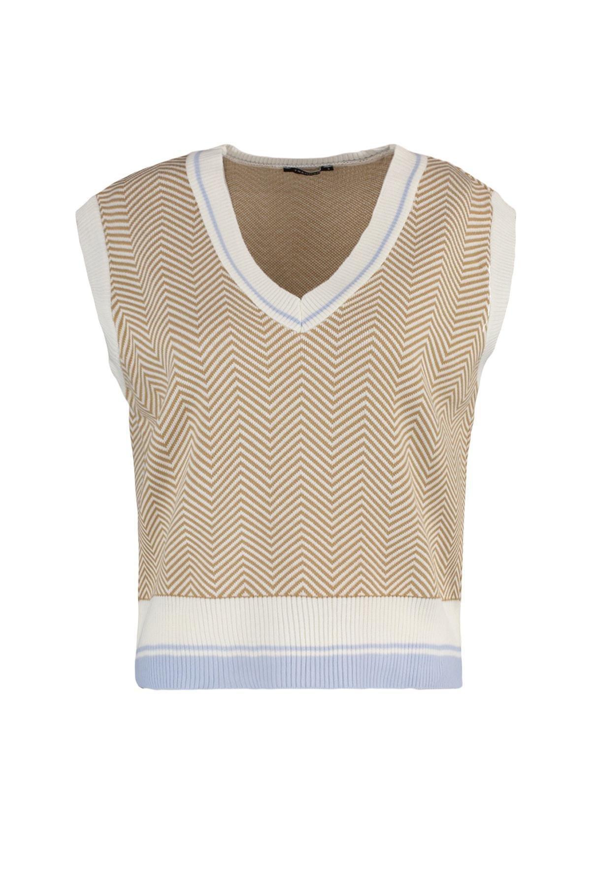 Brown V Neck Sweater Vest, , large image number 5