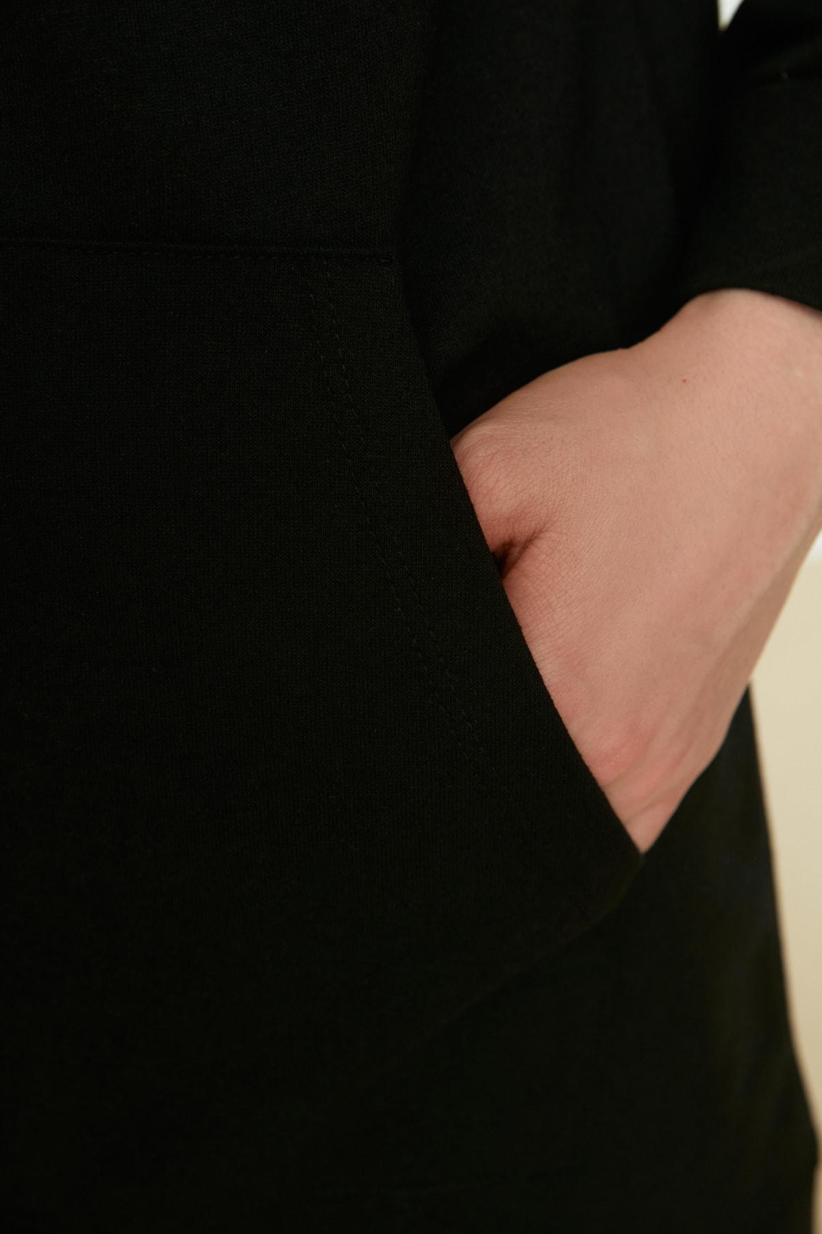 Black Hooded Sweatshirt, , large image number 3