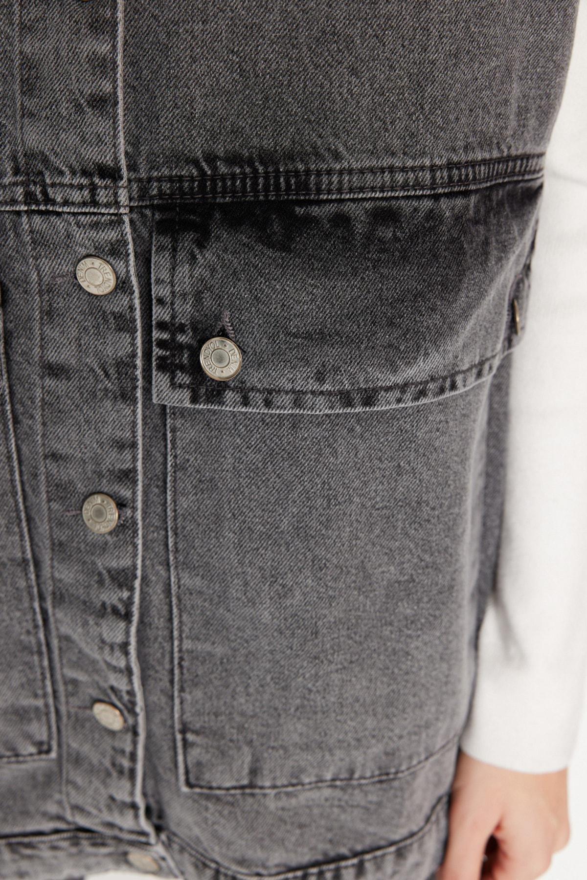 Grey Collared Detailed Denim Jacket, Gray, large image number 9