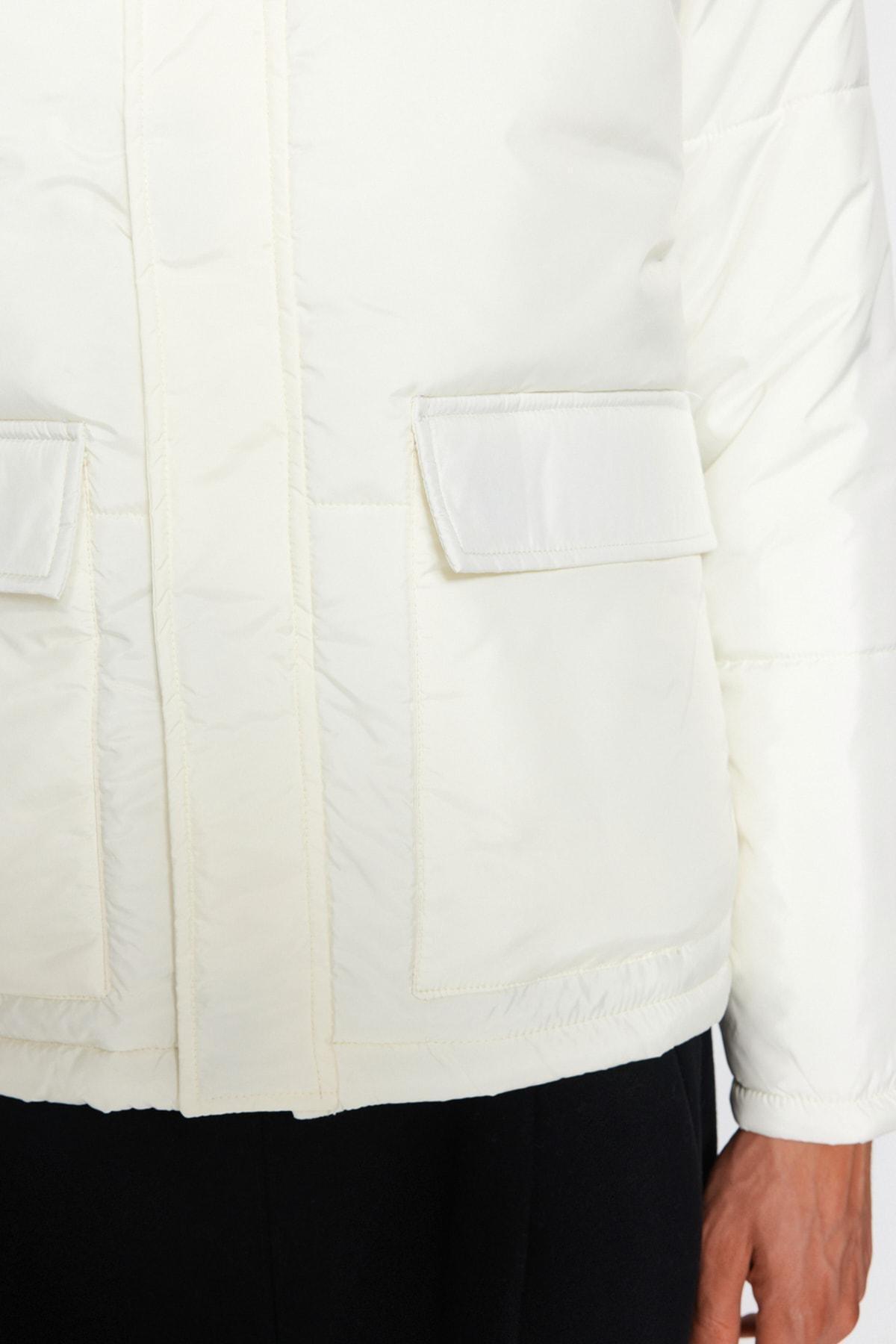 Cream Puffer Jacket, , large image number 3