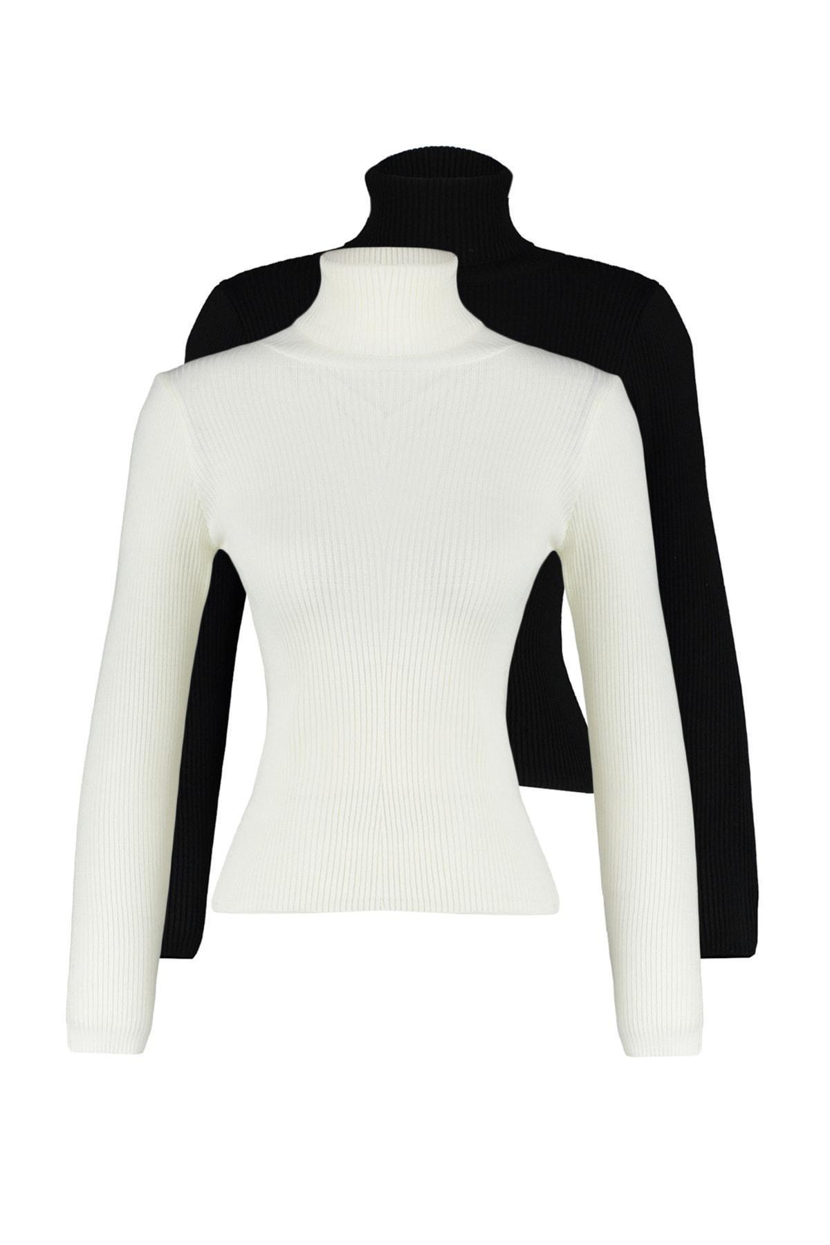Black Slim Turtleneck Sweater, , large image number 1