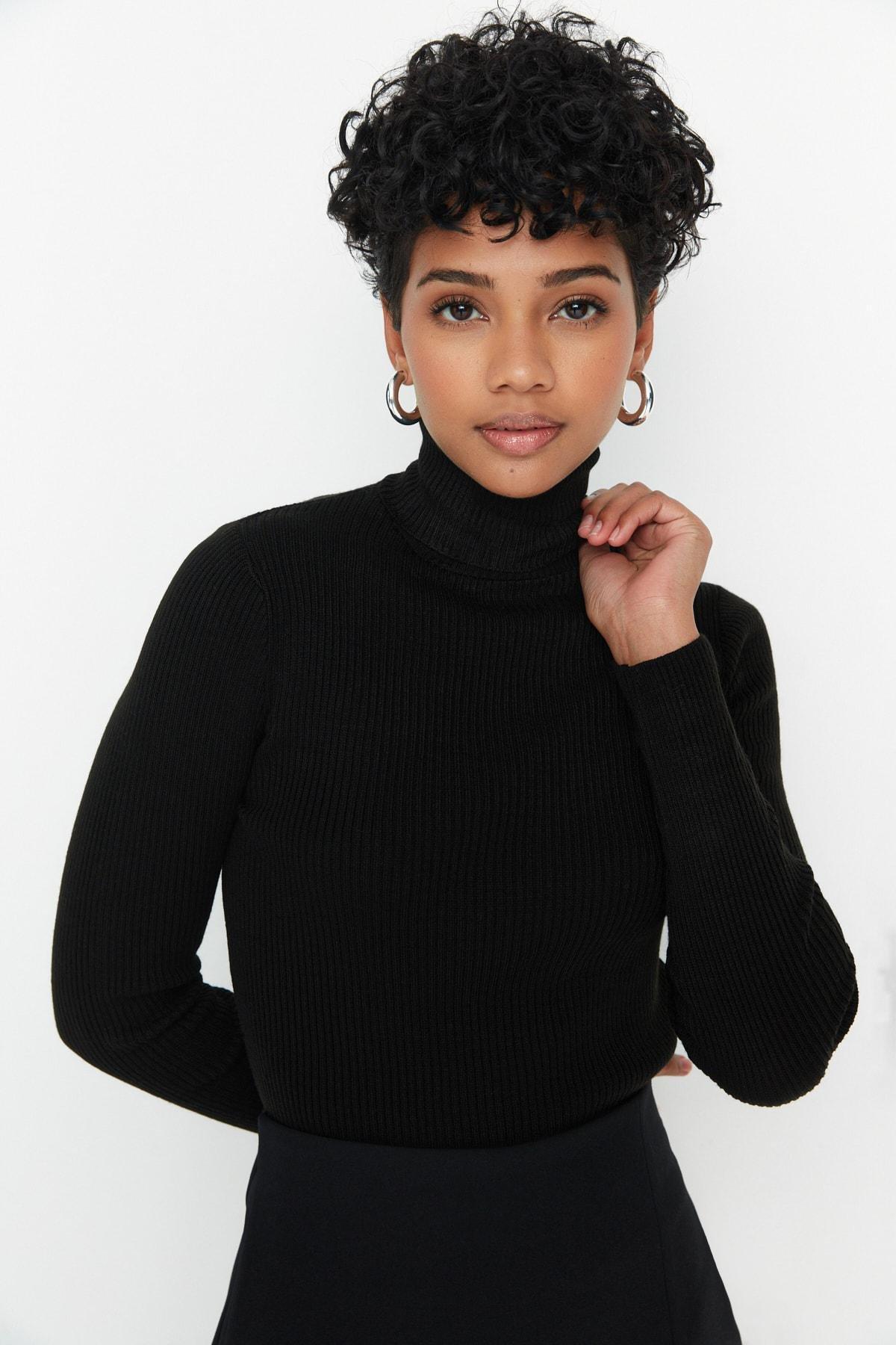 Black Slim Turtleneck Sweater, , large image number 2