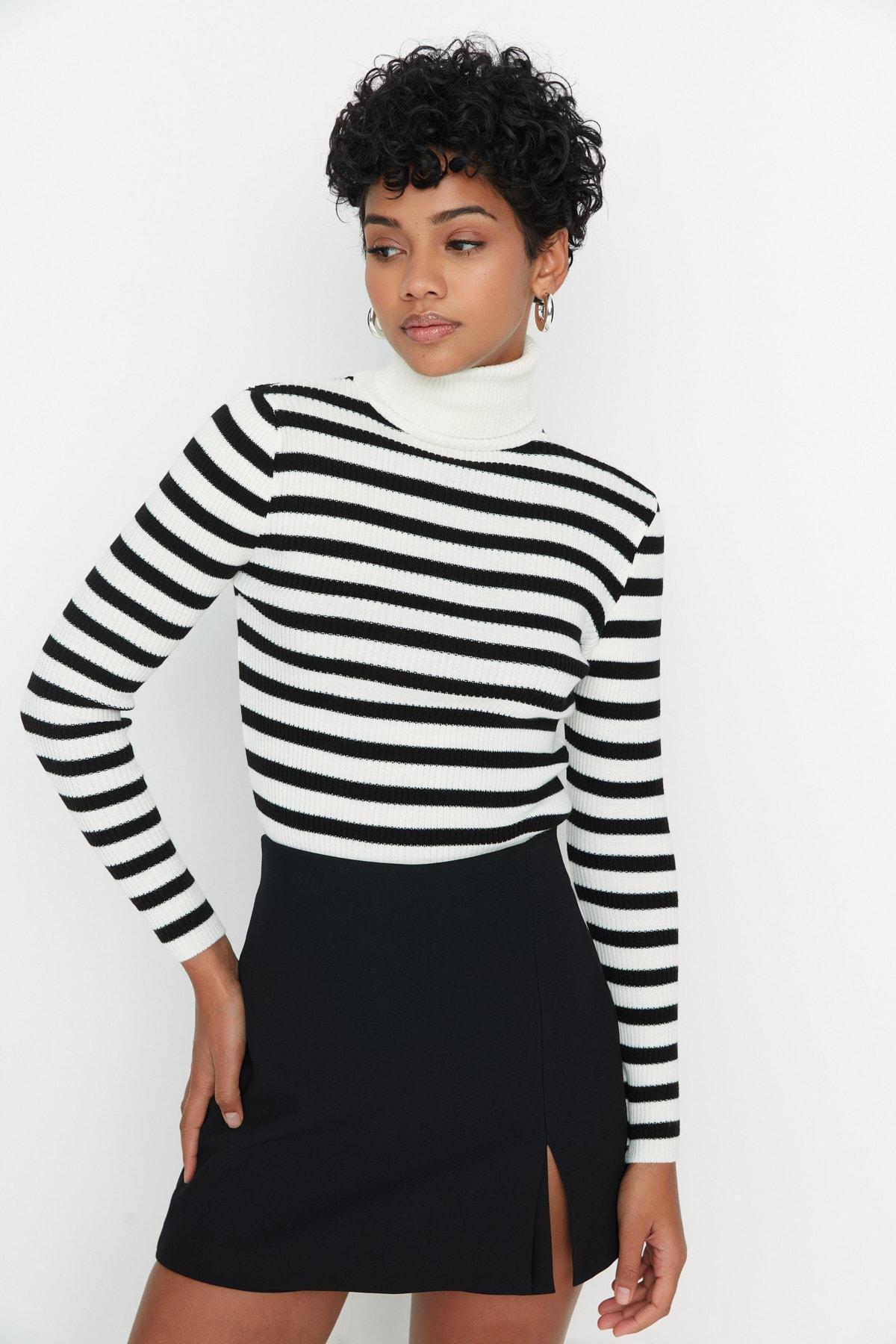 Black Slim Turtleneck Sweater, , large image number 6