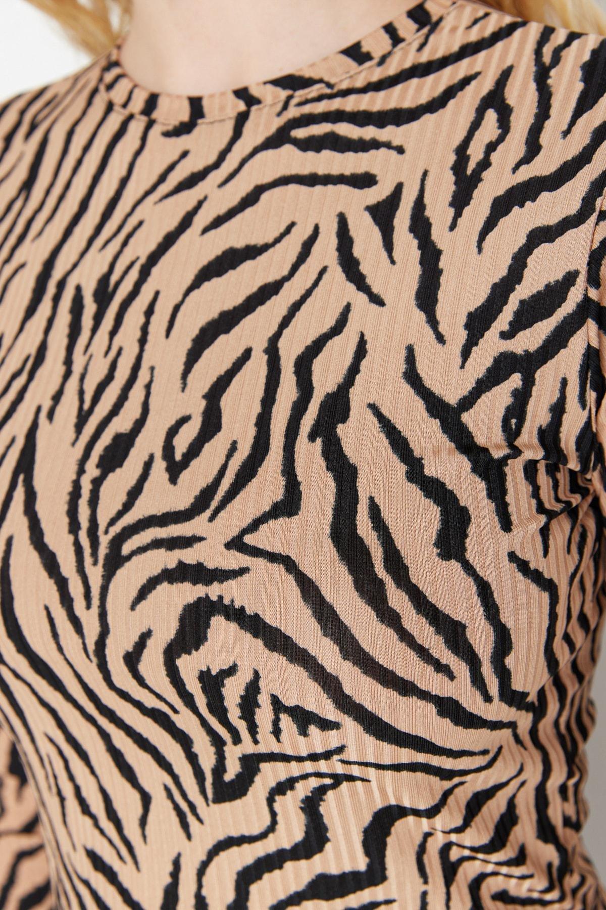 بلوزة بفتحة رقبة مستديرة، ألوان متعددة, Multicolor, large image number 2
