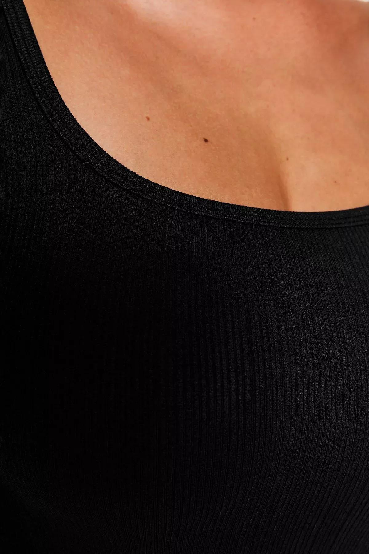 Black Fitted Blouse, , large image number 3