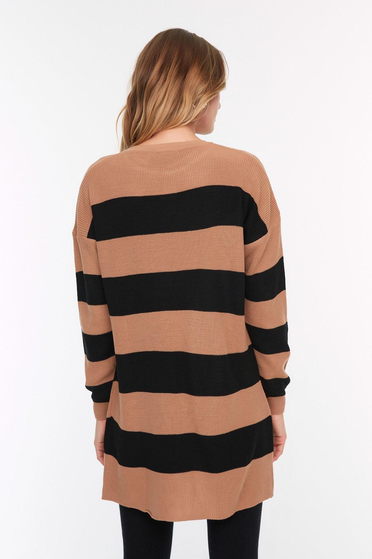 Trendyol - Brown Striped Crew Neck Sweater