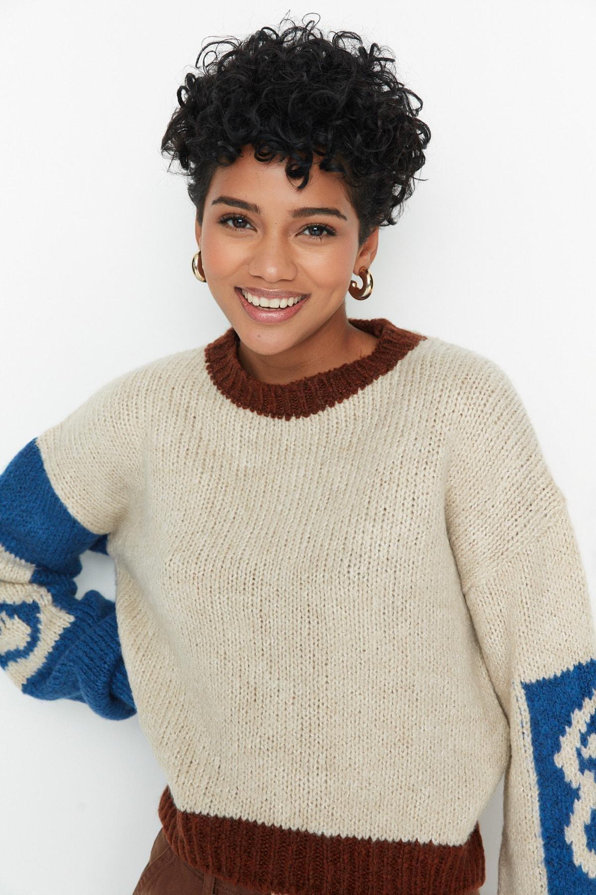 Beige Regular Crew Neck Sweater, , large image number 2