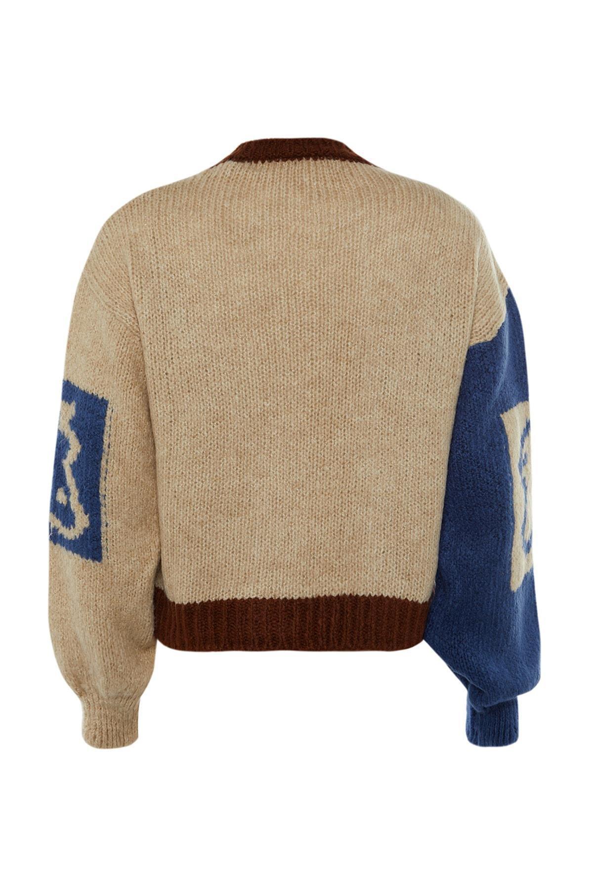 Beige Regular Crew Neck Sweater, , large image number 8