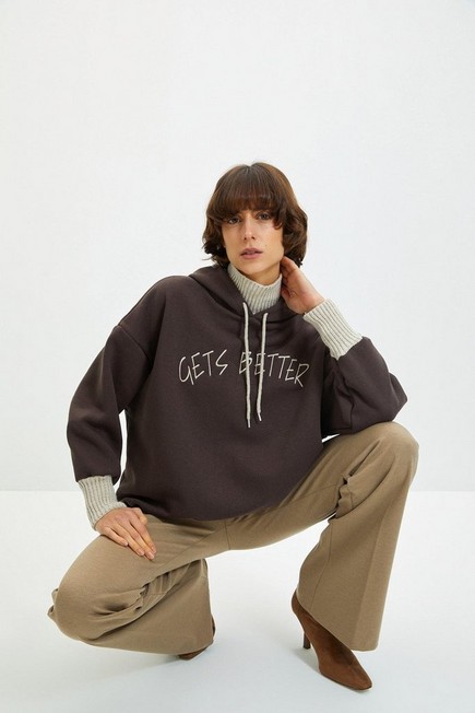 Trendyol - Brown Relaxed Sweatshirt