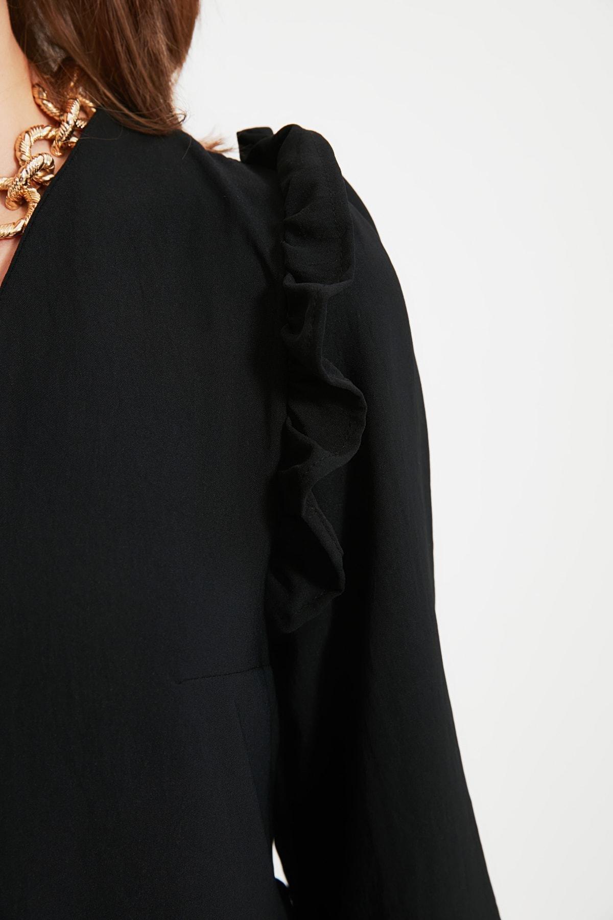 Black Shift V-Neck Dress, , large image number 6