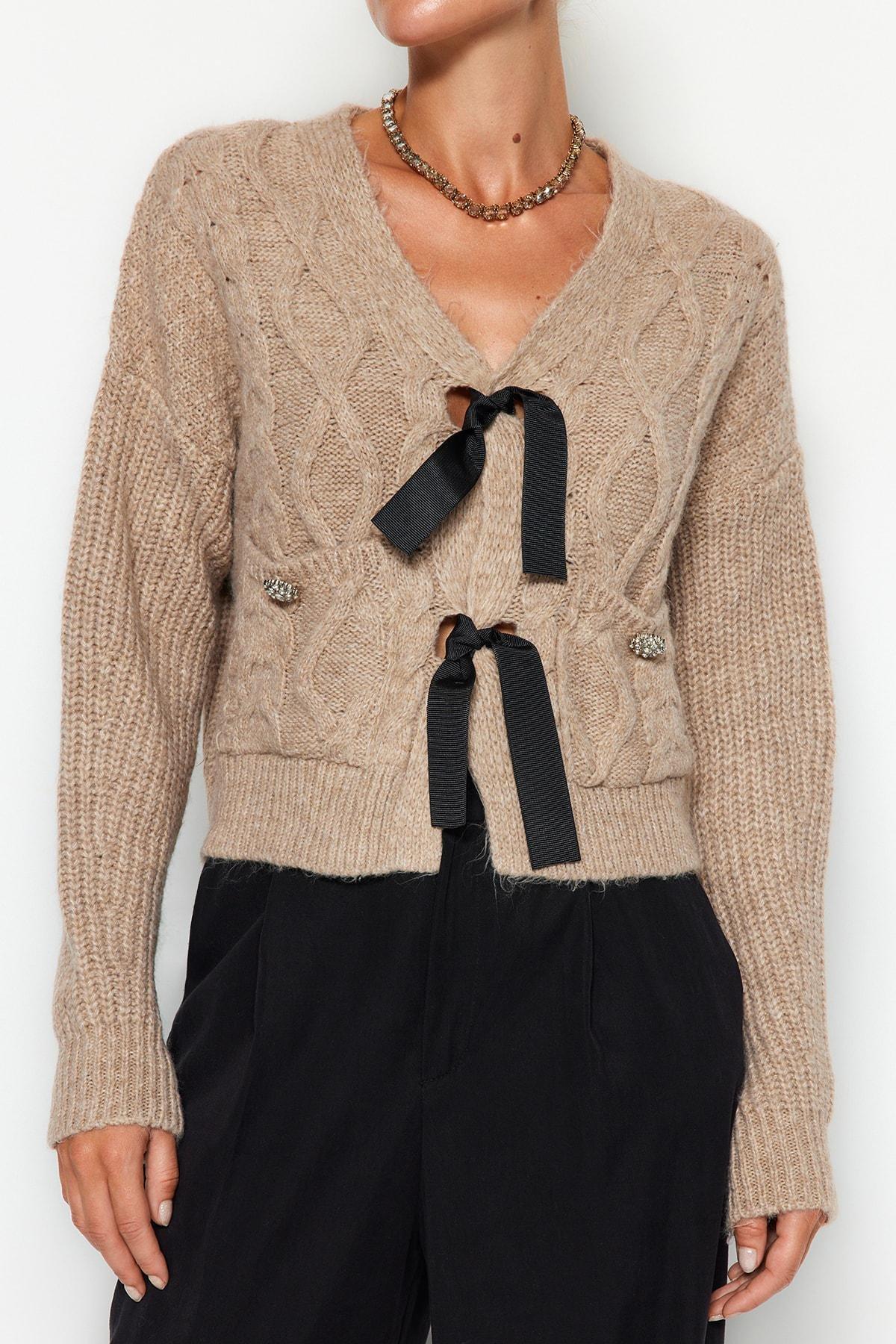 Beige V-Neck Sweater, , large image number 1