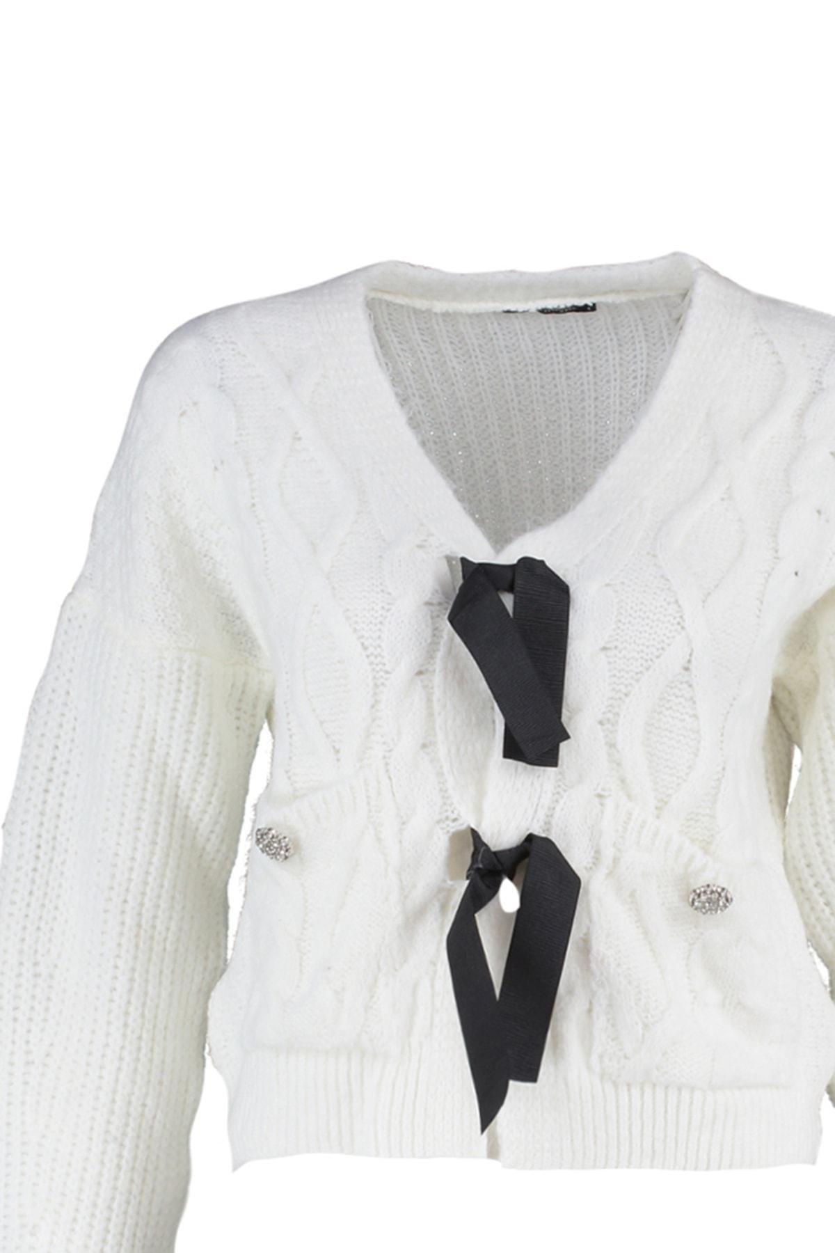 White V-Neck Sweater, , large image number 7