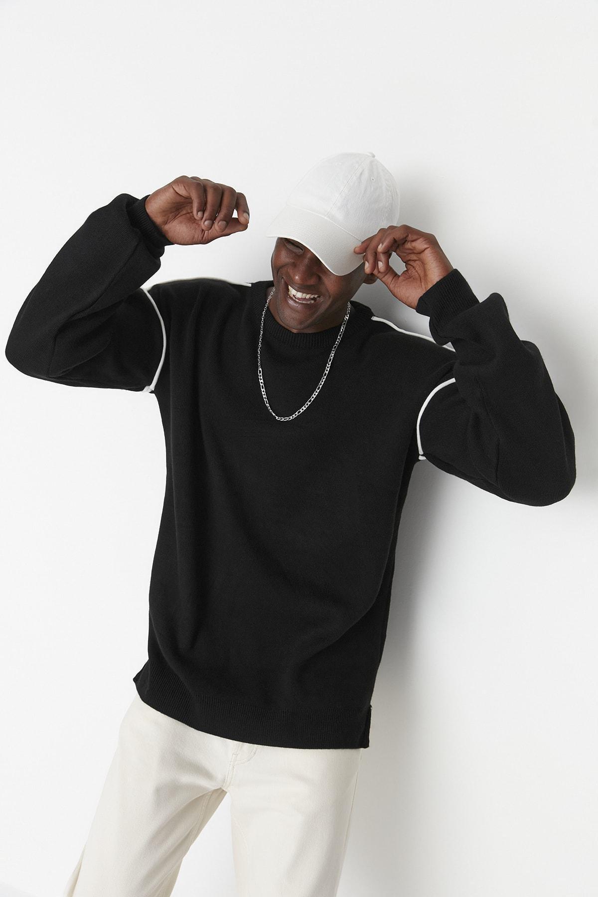 Black Oversize Crew Neck Sweater, Black, large image number 4