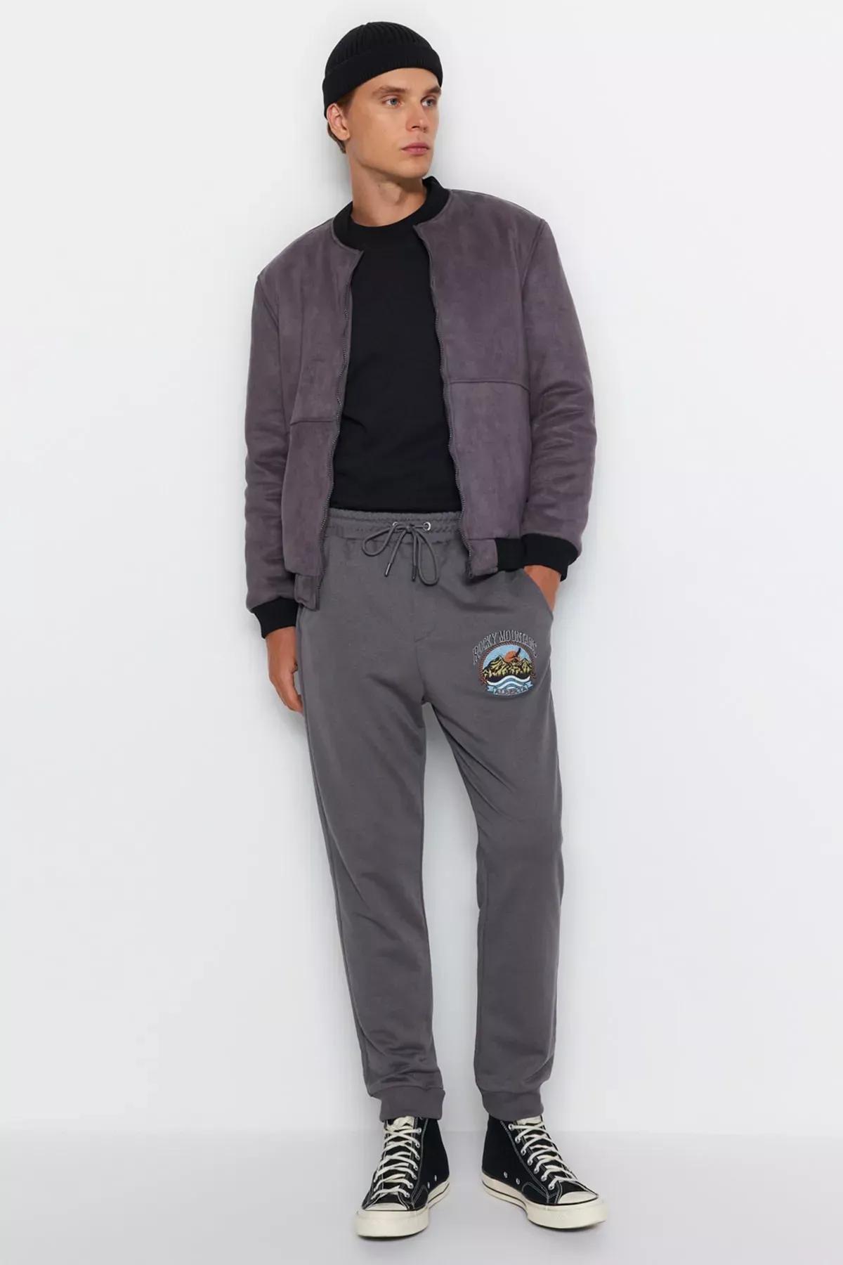 Grey Relaxed Mid Waist Sweatpants, , large image number 1