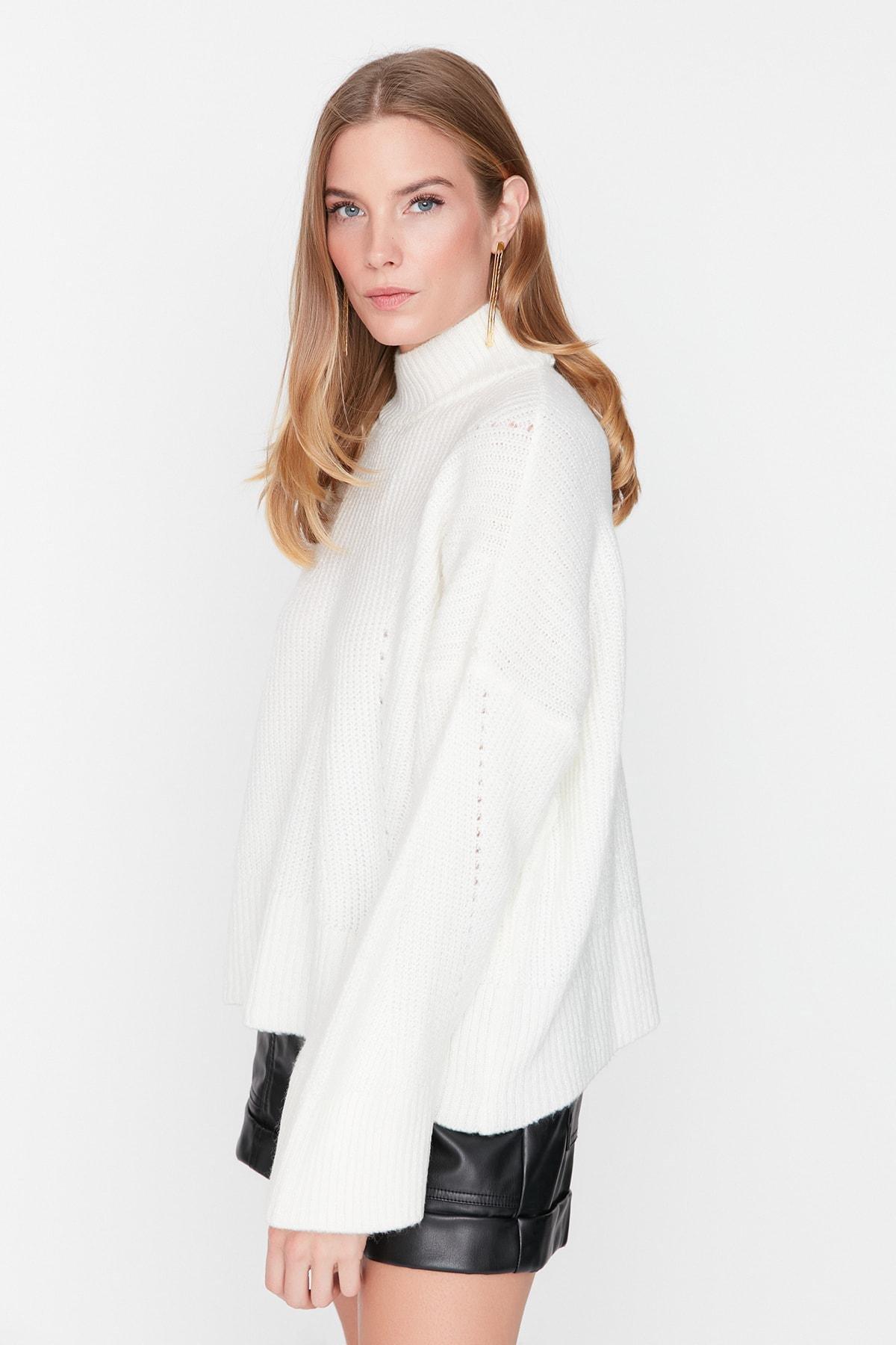 Ecru Standing Collar Sweater, , large image number 3