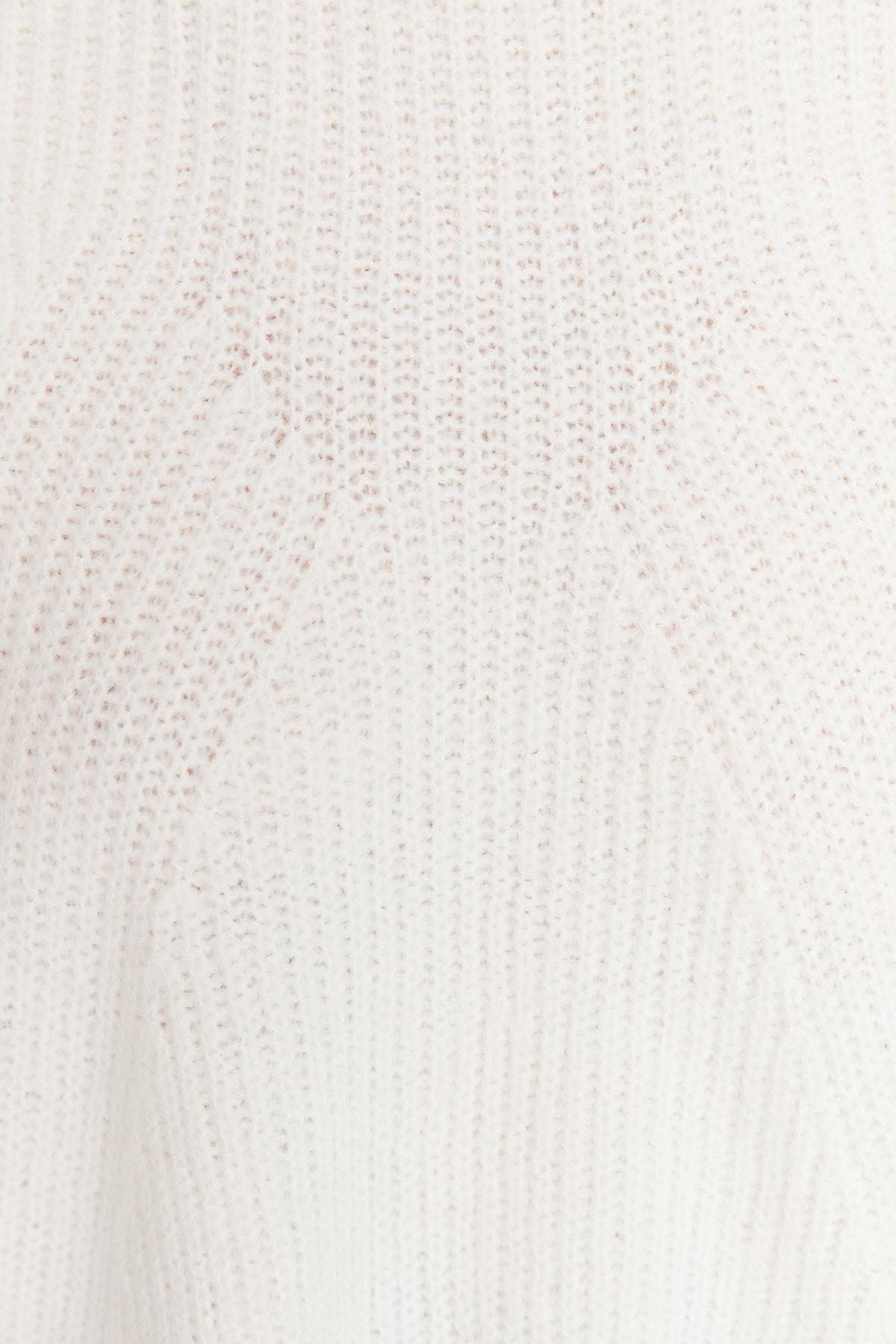 Ecru Standing Collar Sweater, , large image number 4
