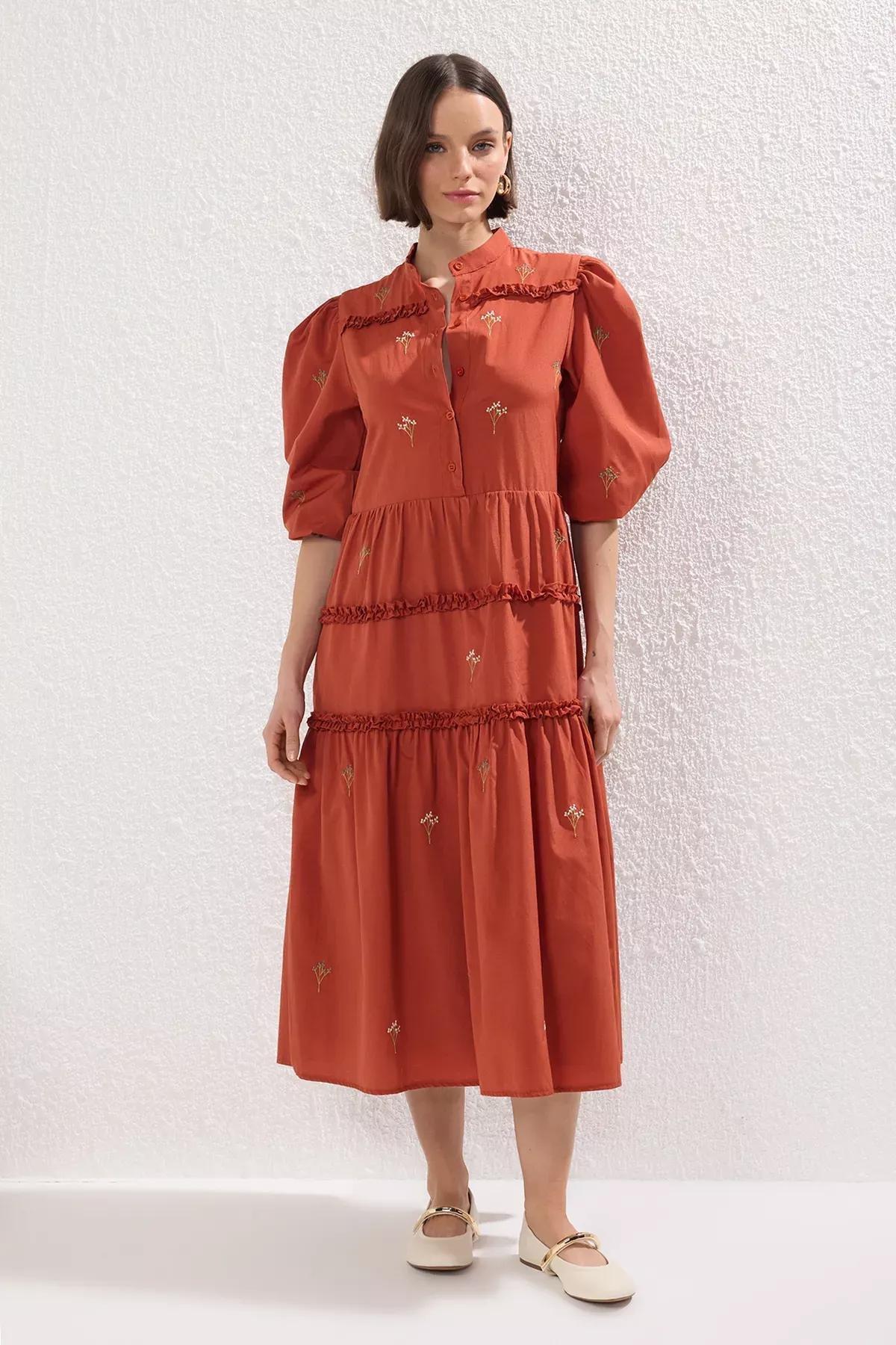 Red Straight Cut Embroidered Midi Dress, , large image number 0