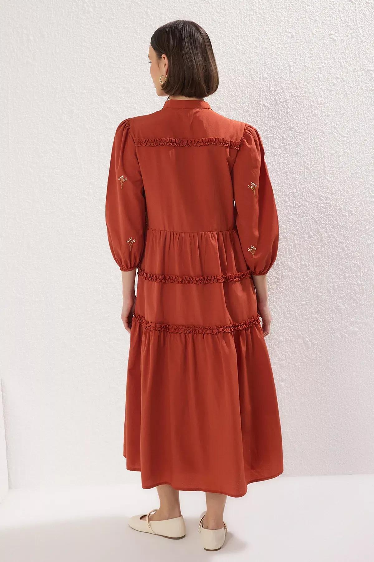 Red Straight Cut Embroidered Midi Dress, , large image number 3
