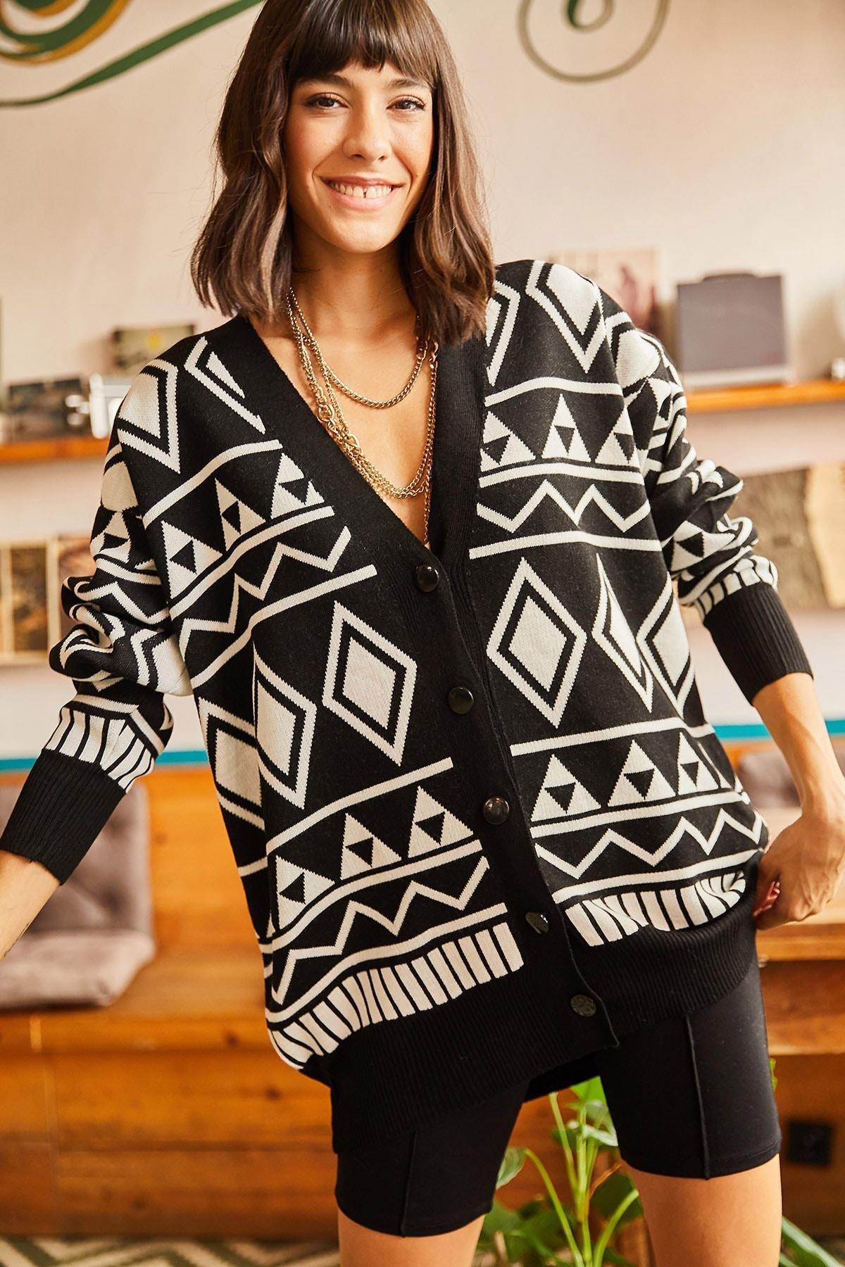 Black Oversize Cardigan, , large image number 3