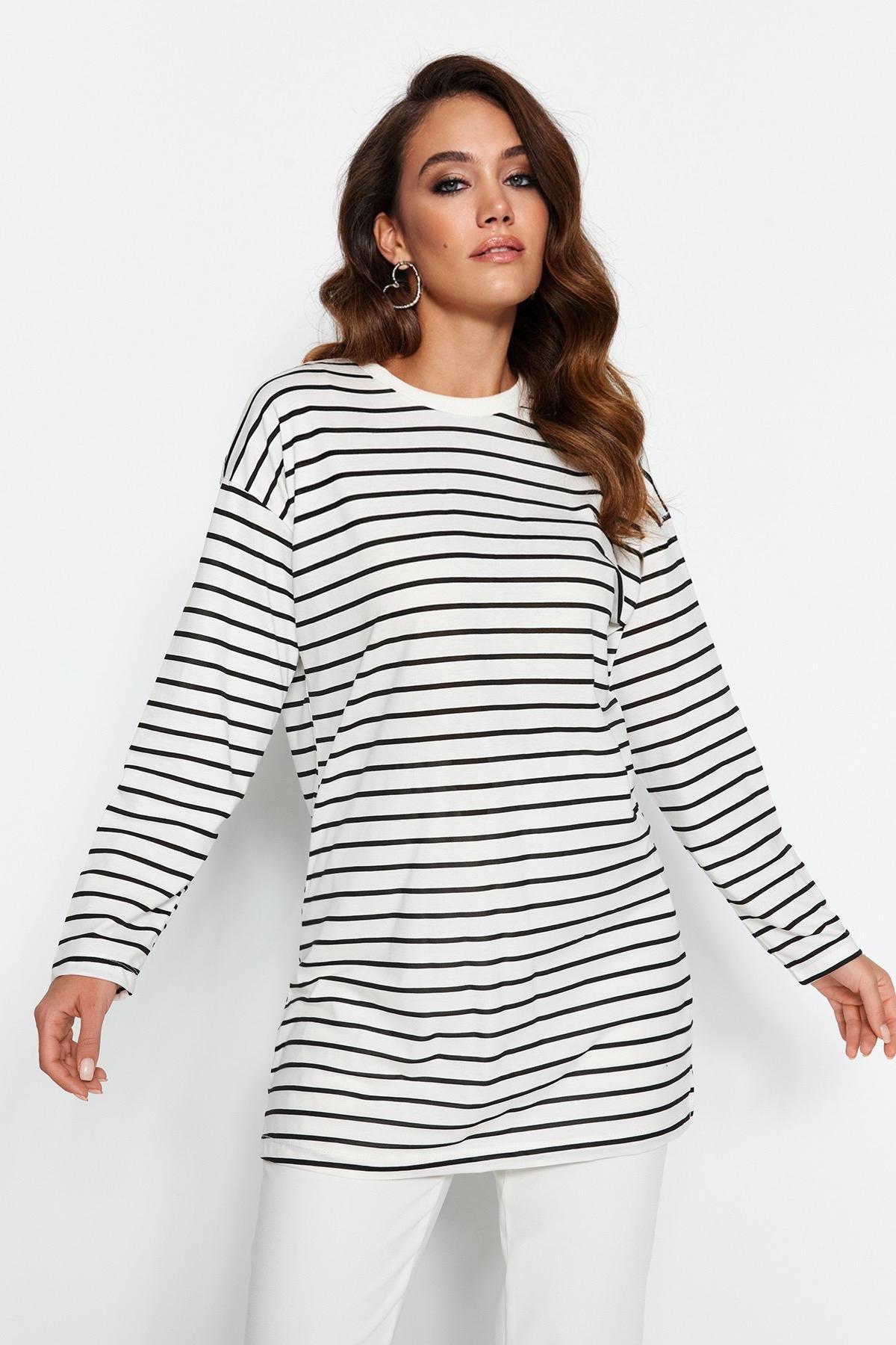 Black Crew Neck Tunic, , large image number 3