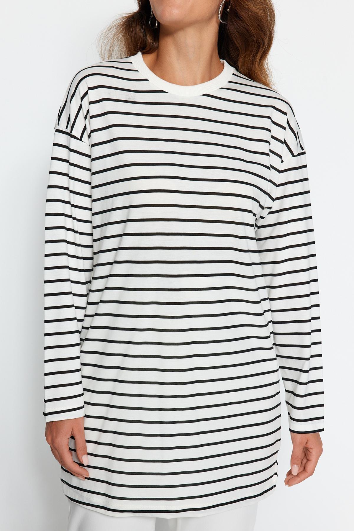 Black Crew Neck Tunic, , large image number 4