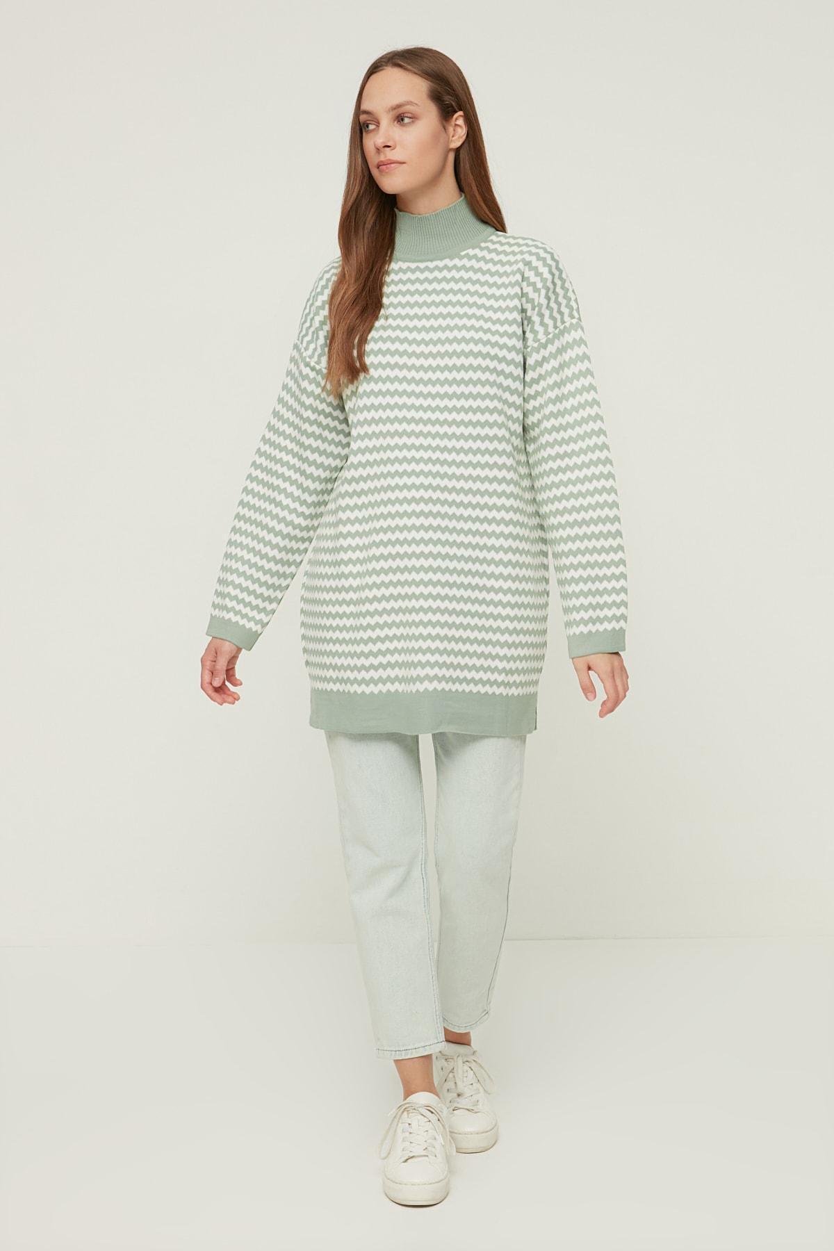 Green Relaxed Sweater, , large image number 2