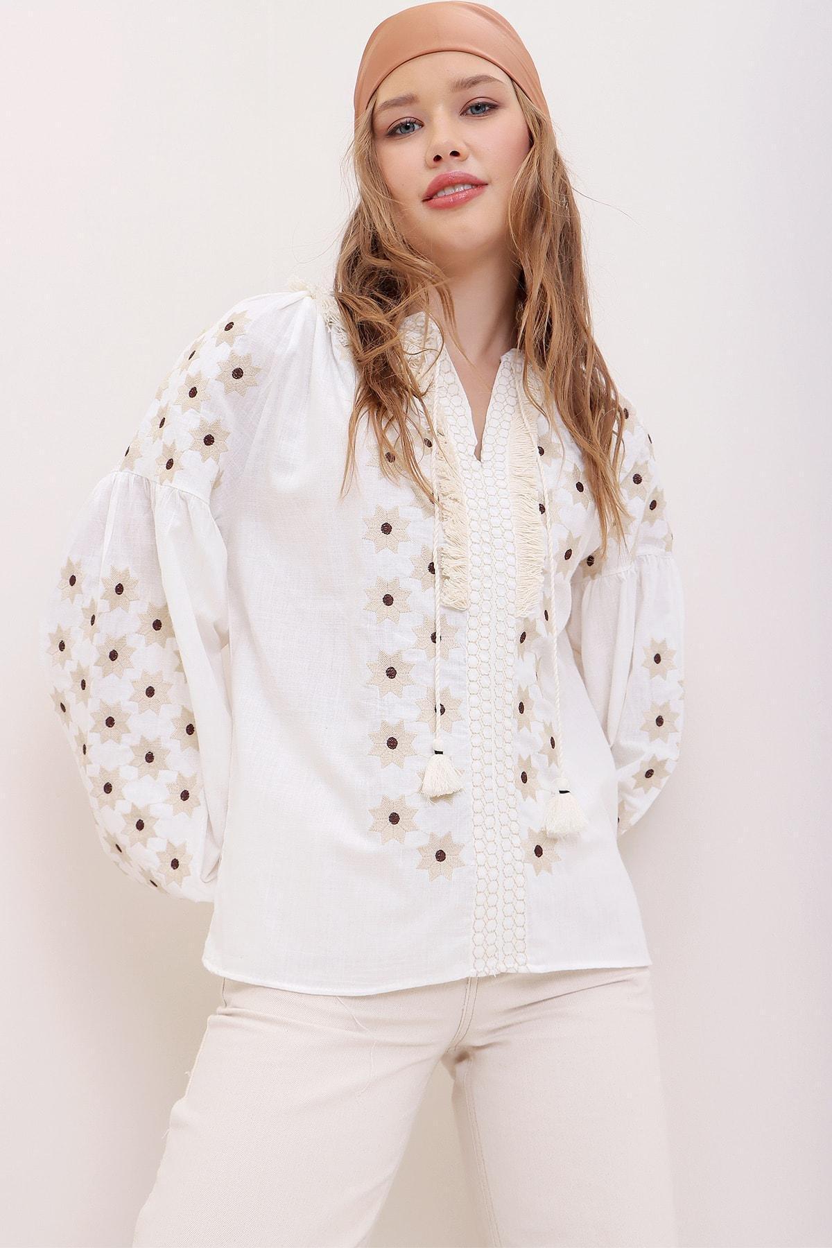 Ecru Tassel Detail Embroidered Blouse, , large image number 2