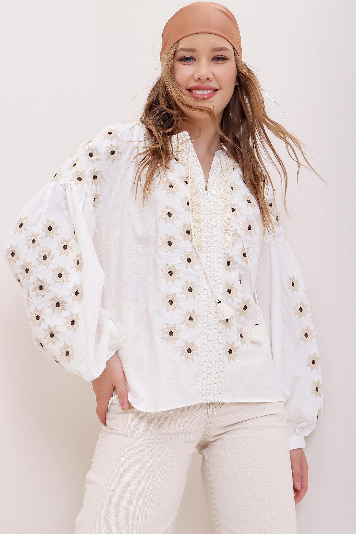 Ecru Tassel Detail Embroidered Blouse, , large image number 3