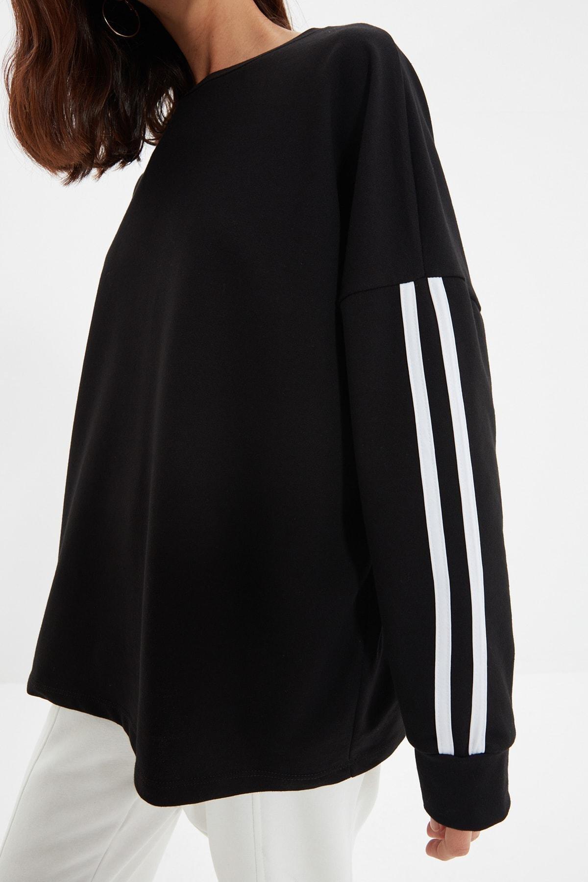 Black Crew Neck Sweatshirt, Black, large image number 3