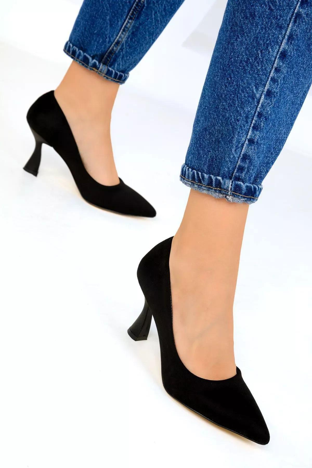 Black Suede Classic Heeled Shoes, , large image number 1