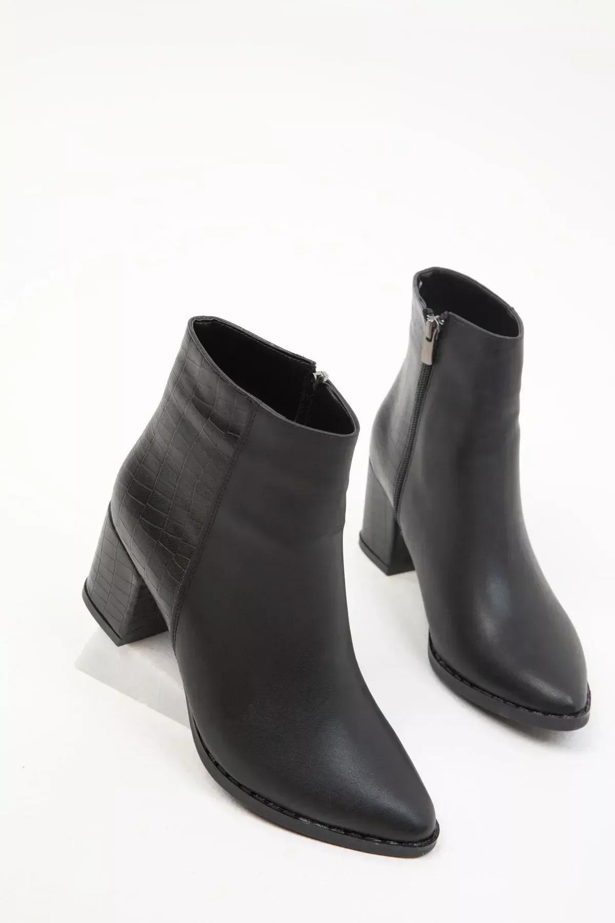 Black Crocodile Boots, C101_2974, large image number 1