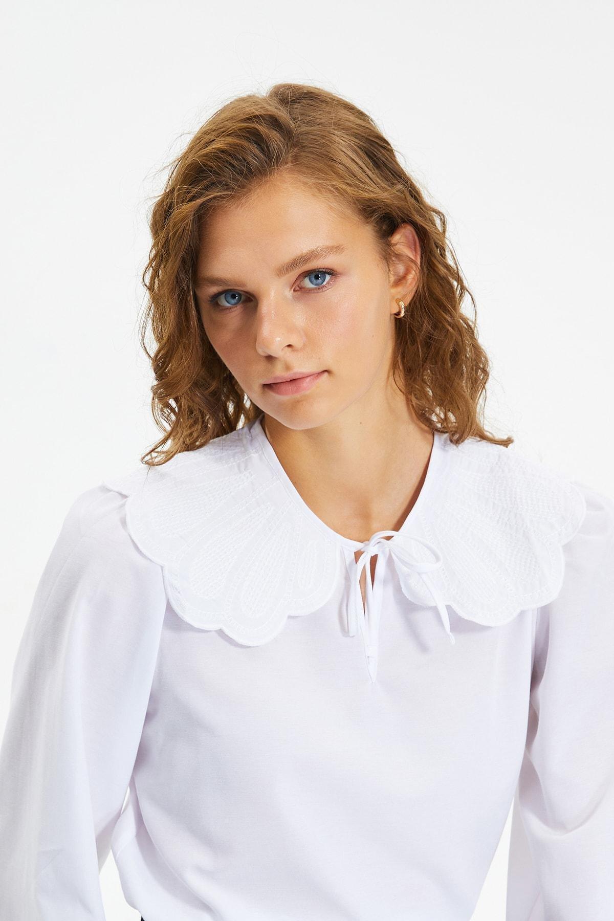 Trendyol - White Oversized Peter Pan Collar Blouse