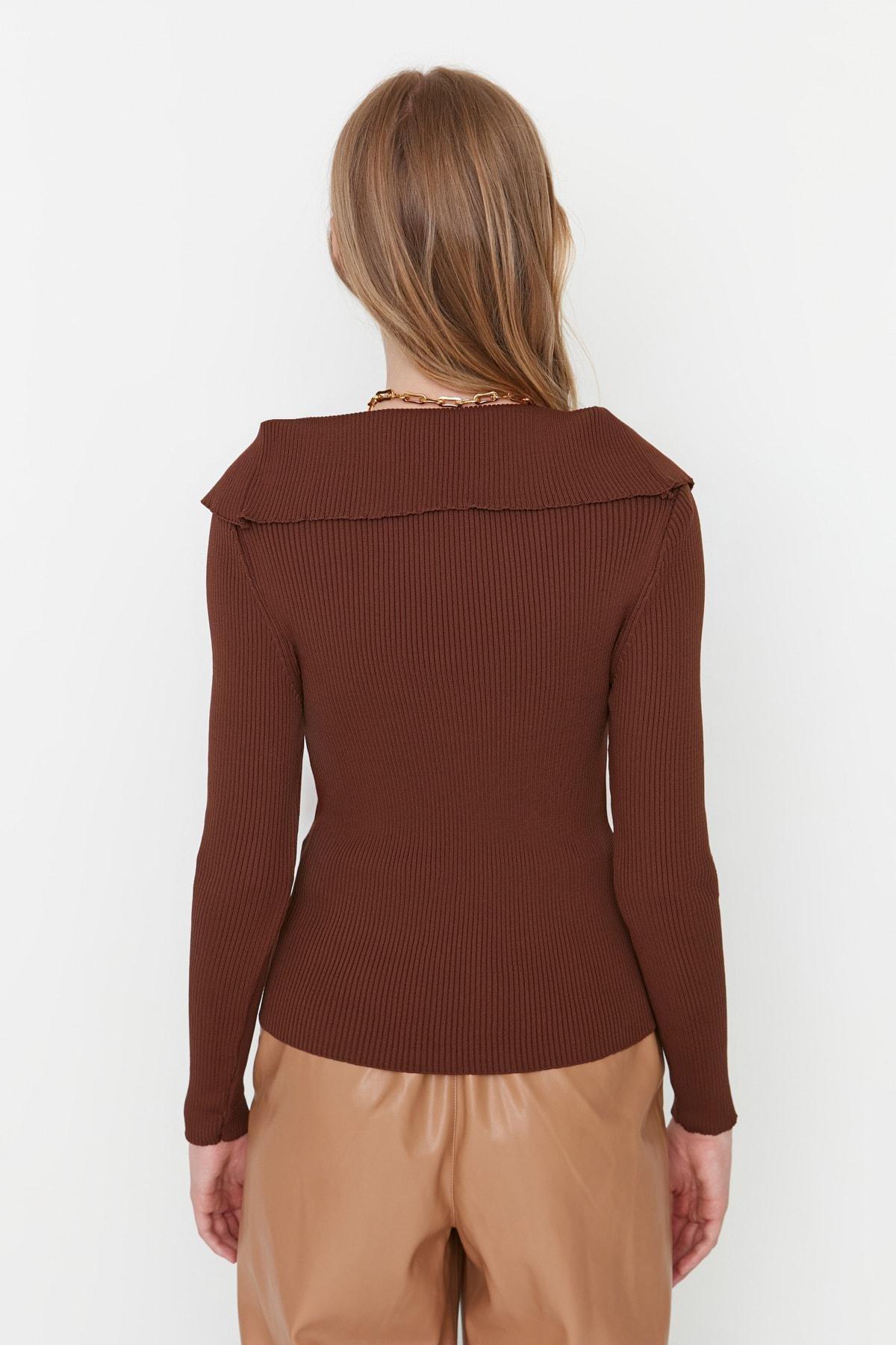 Brown Plain Sweater, , large image number 4