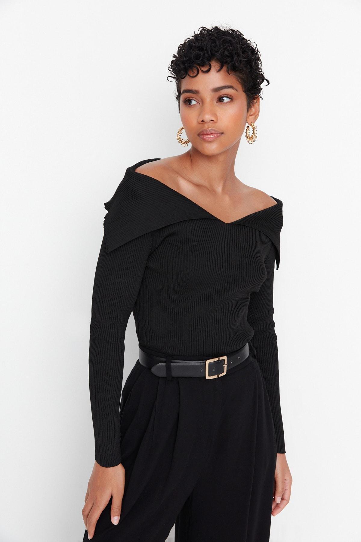 Black Slim Turndown Collar Sweater, , large image number 0