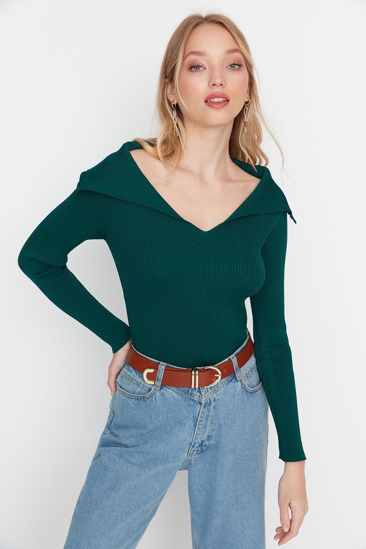 Trendyol - Green Off-Shoulder Sweater