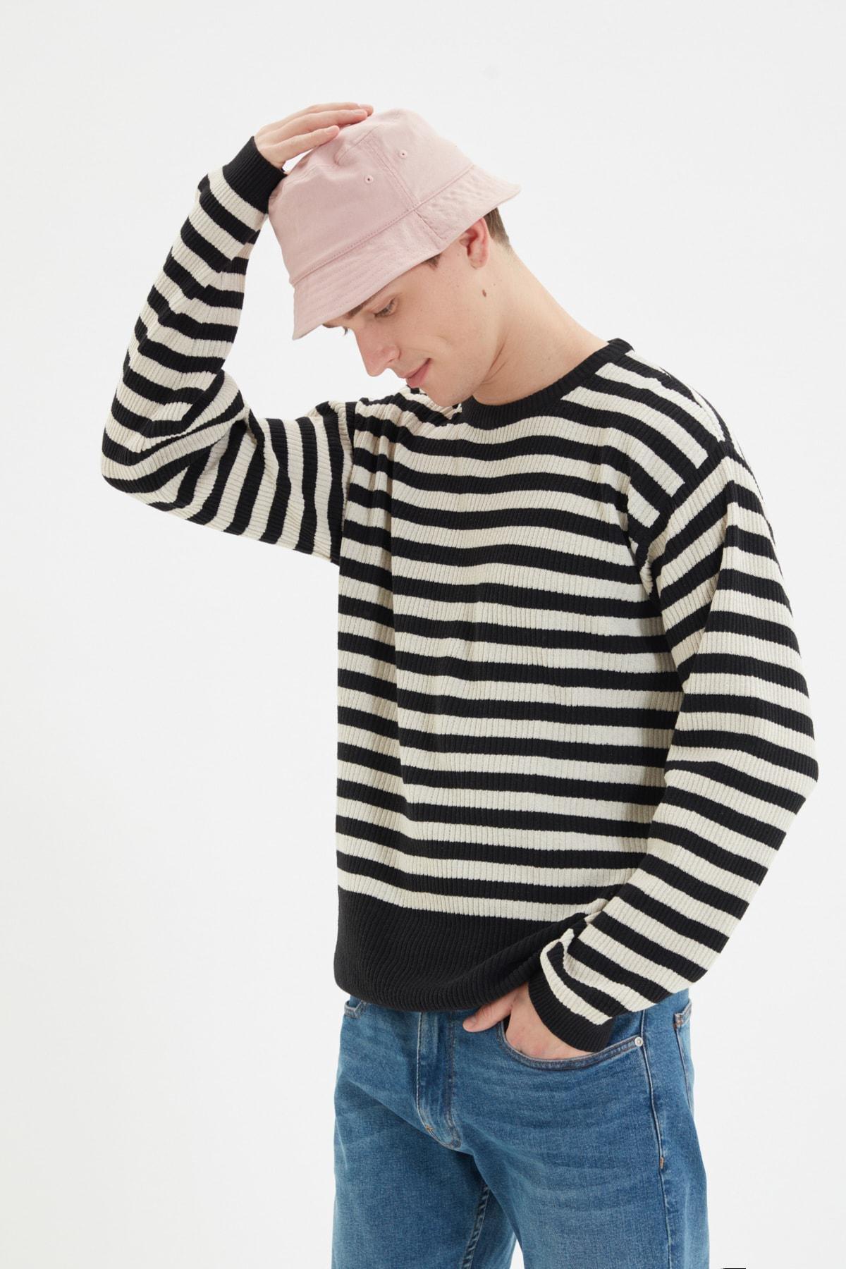 Black Striped Oversized Sweater, , large image number 2