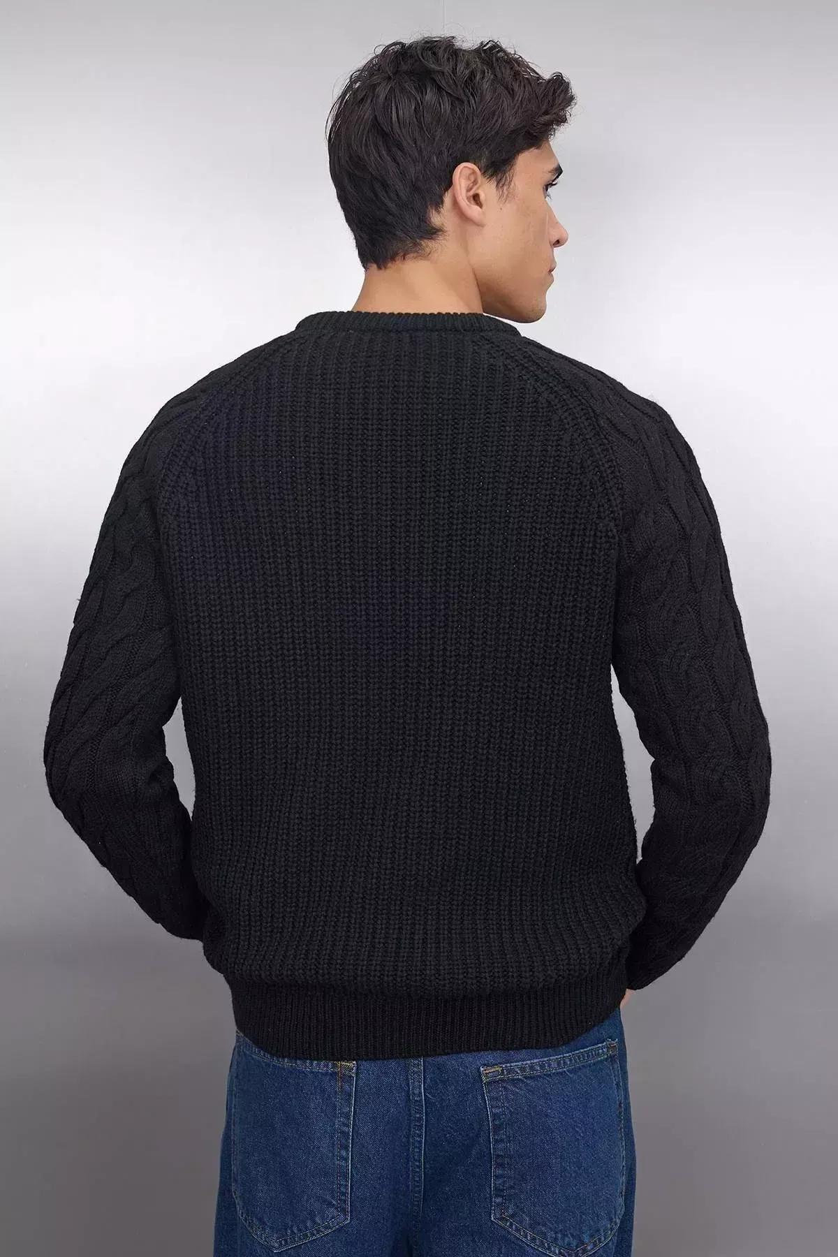 Black Regular Knitwear Sweater, , large image number 6