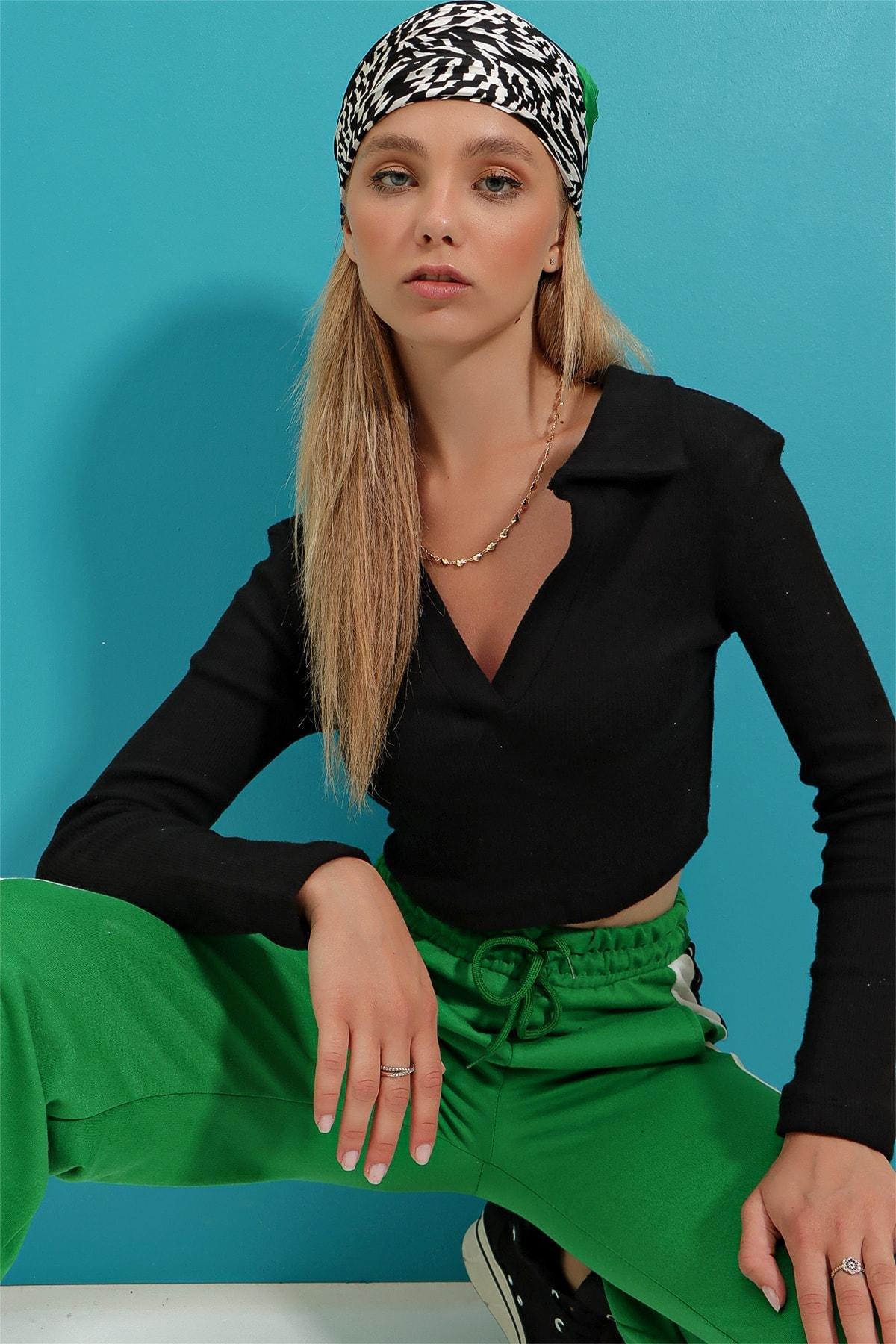 Black Turndown Collar Bodycon Blouse, , large image number 1