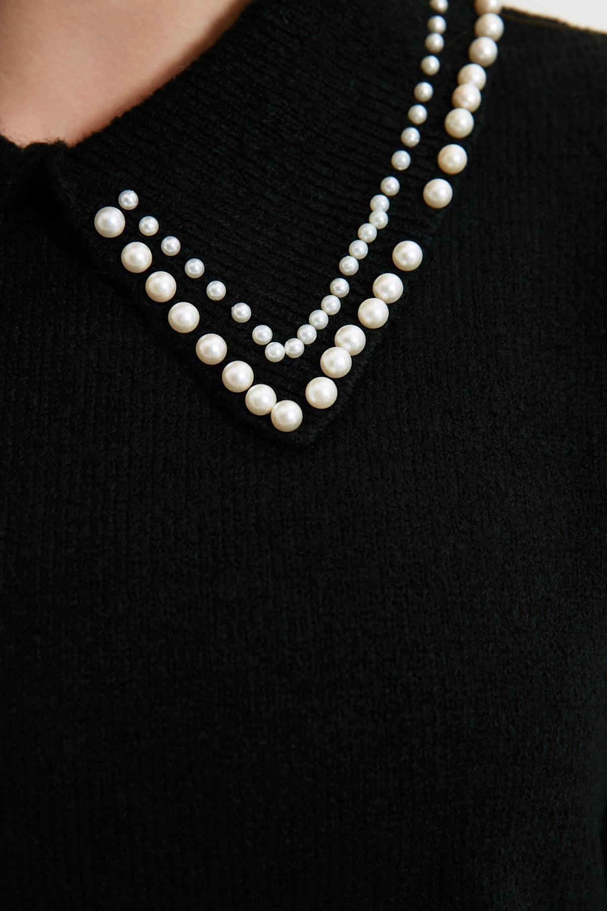 Black Relaxed Polo Neck Sweater, Black, large image number 3