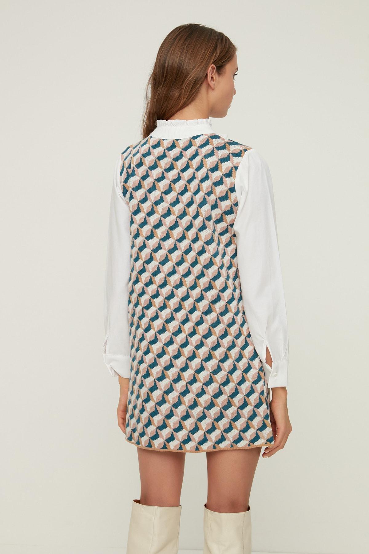 Navy V-Neck Shift Dress, , large image number 4