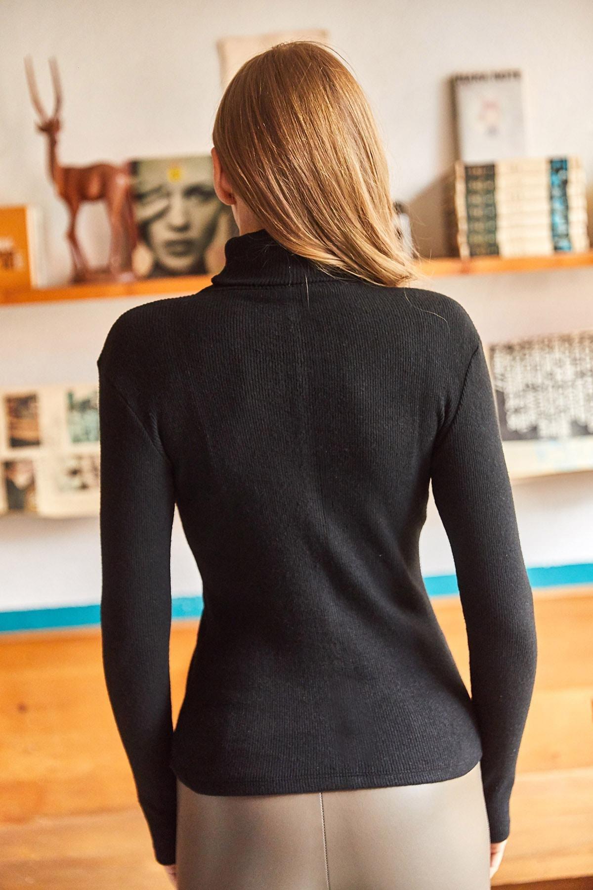 Black Plain Cropped Blouse, , large image number 1