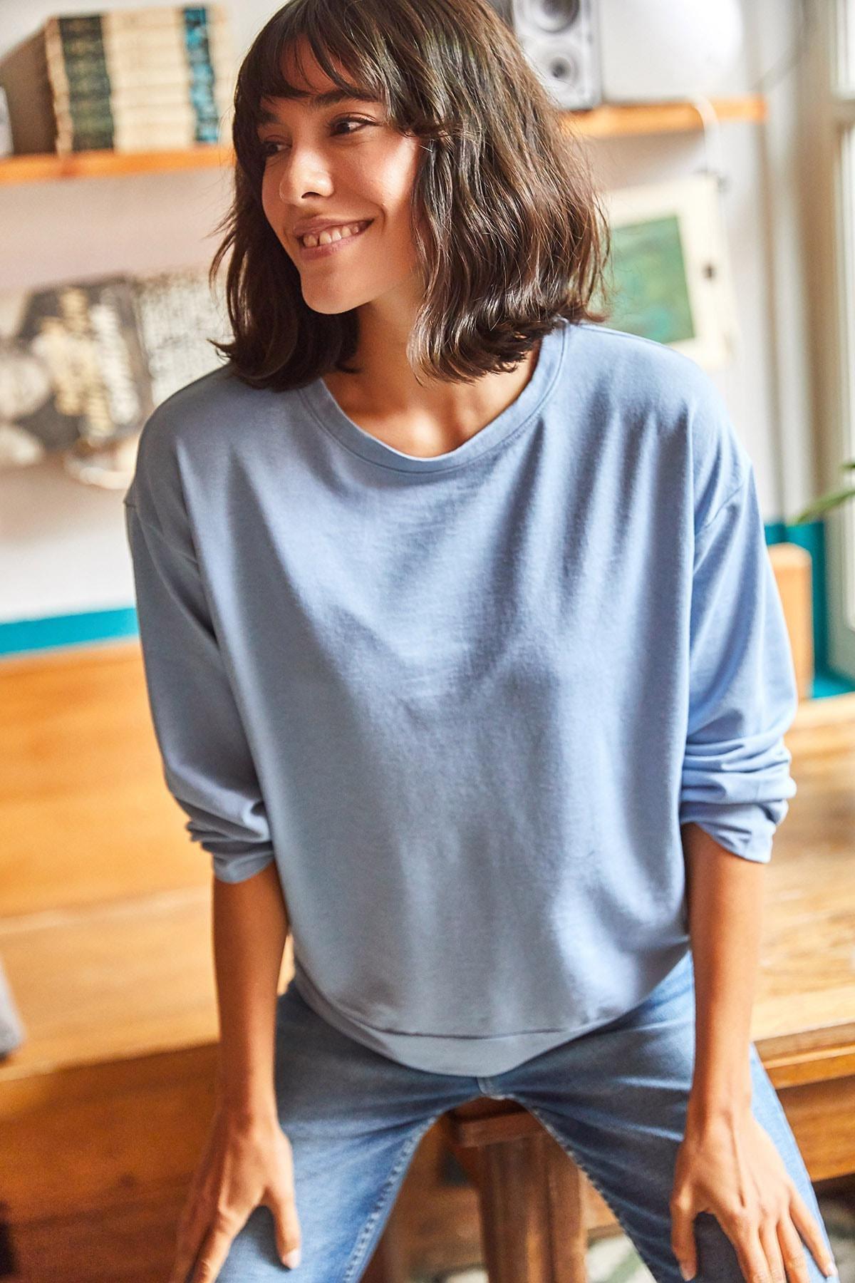 Indigo Plain Relaxed Sweater, Straight Indigo, large image number 1