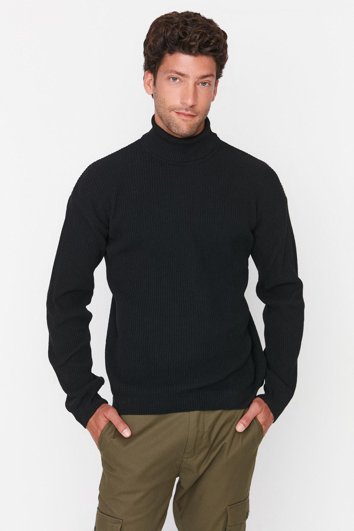 Black Oversize Turtleneck Sweater, , large image number 1