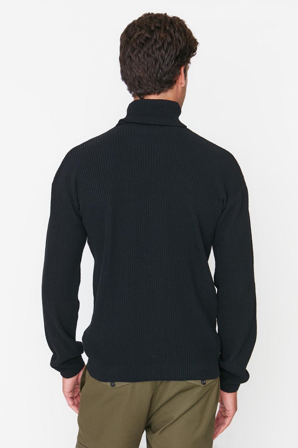Black Oversize Turtleneck Sweater, , large image number 4