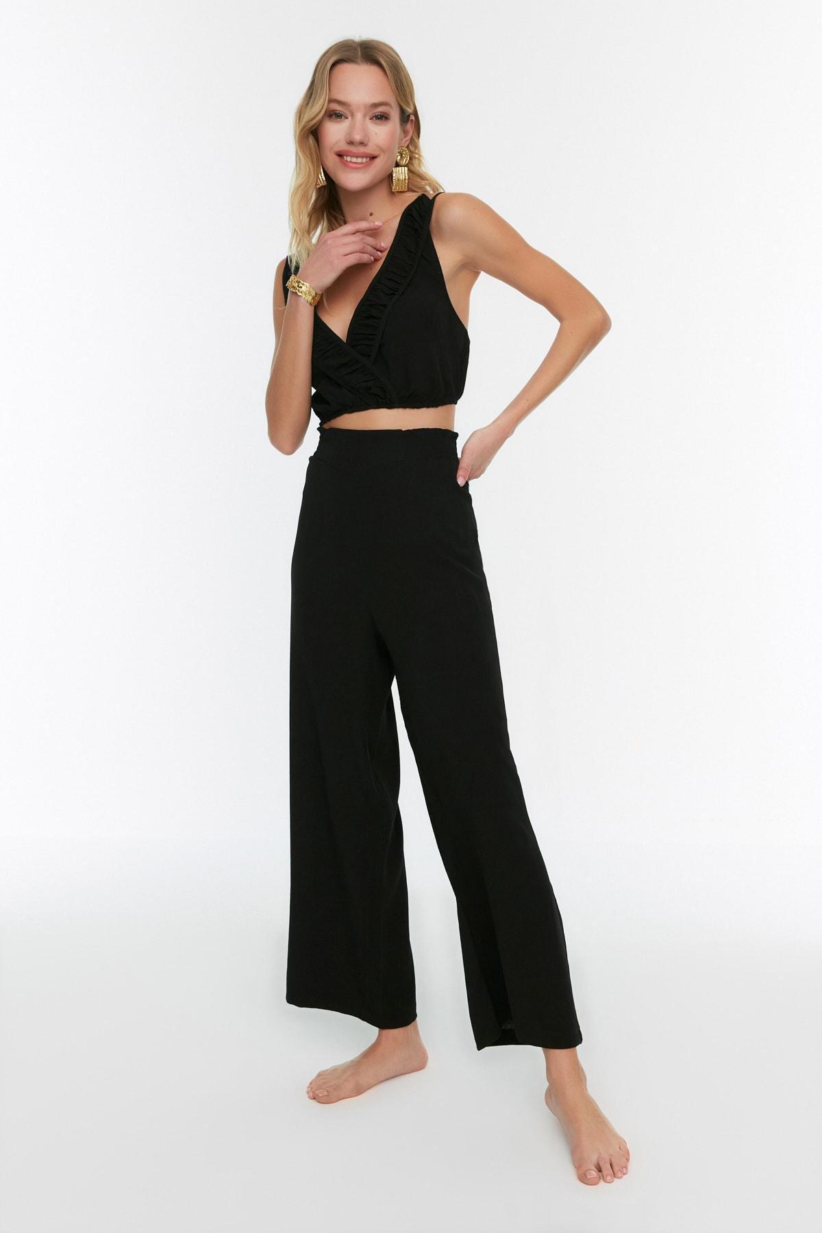 Trendyol - Black V-Neck Co-Ord Set