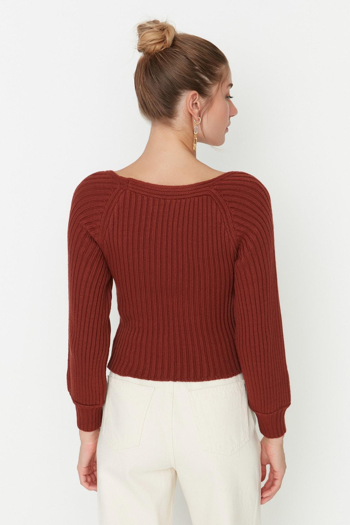 Brown Textured Sweetheart Neck Sweater, , large image number 9